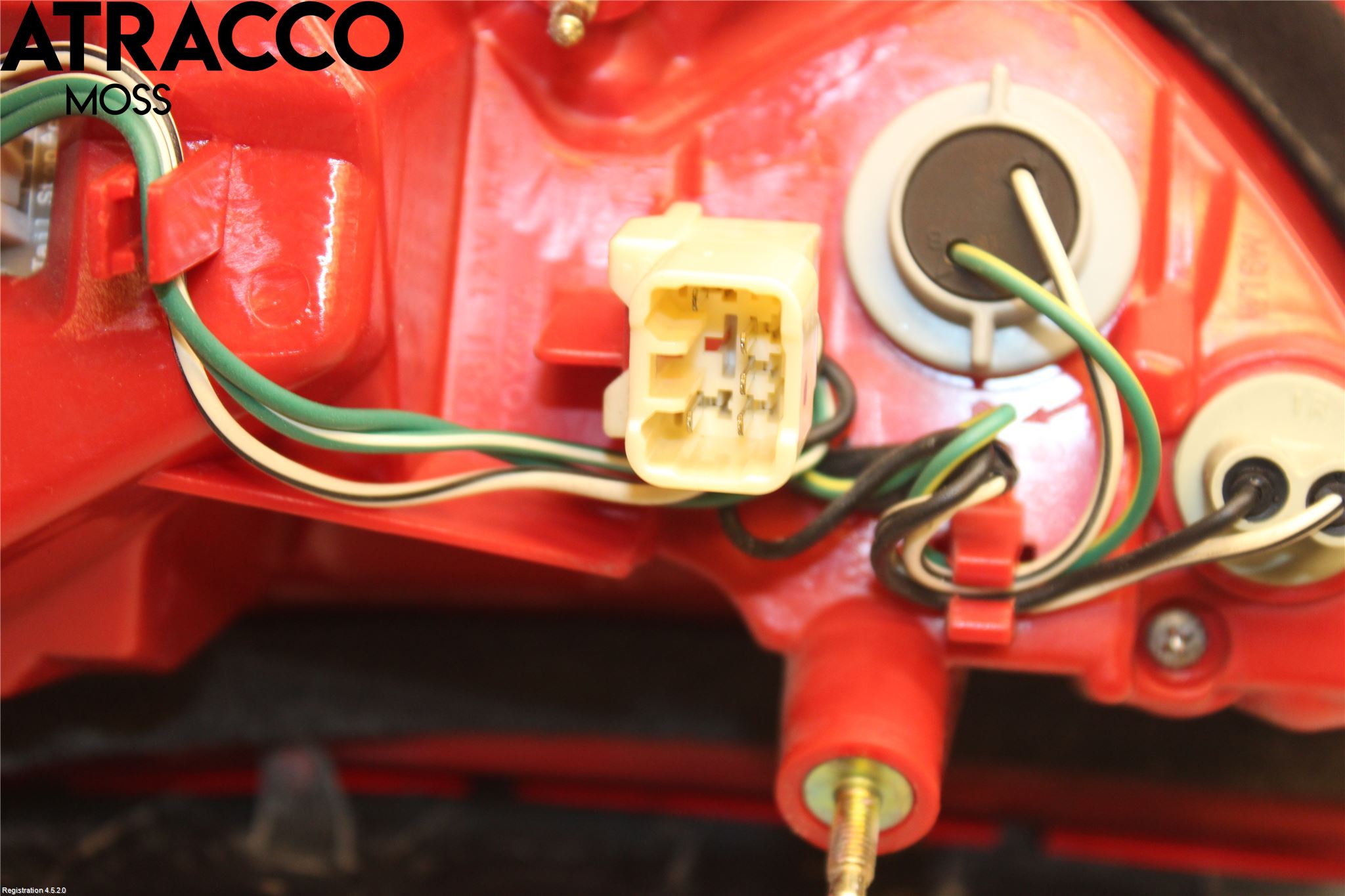 Toyota RAV 4 06-12 Baklykt Venstre