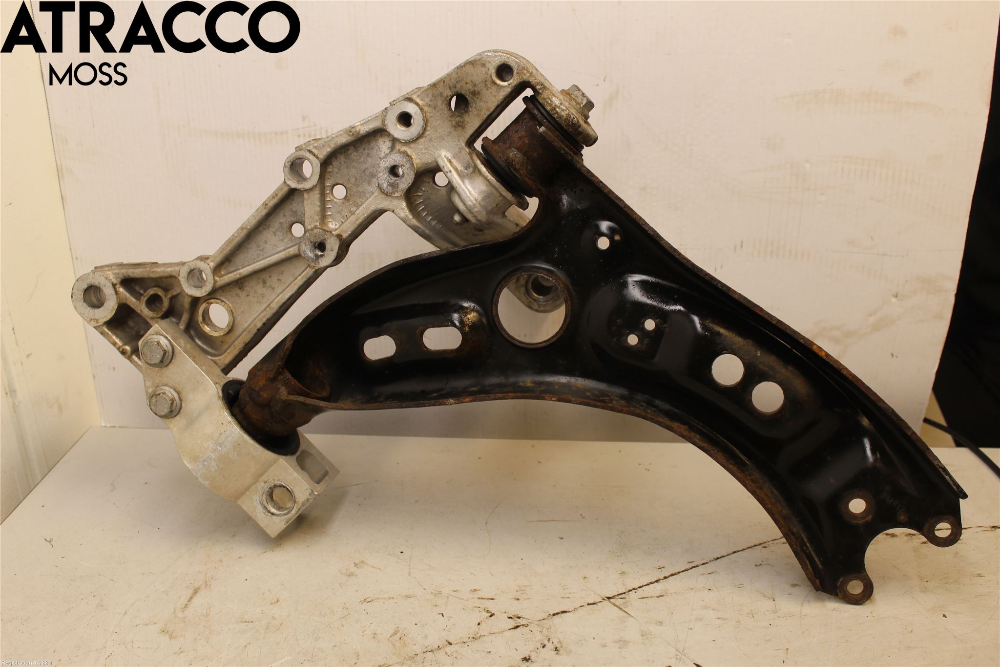 Volkswagen VW GOLF VI 09-13 Bærearm Foran Venstre Nedre