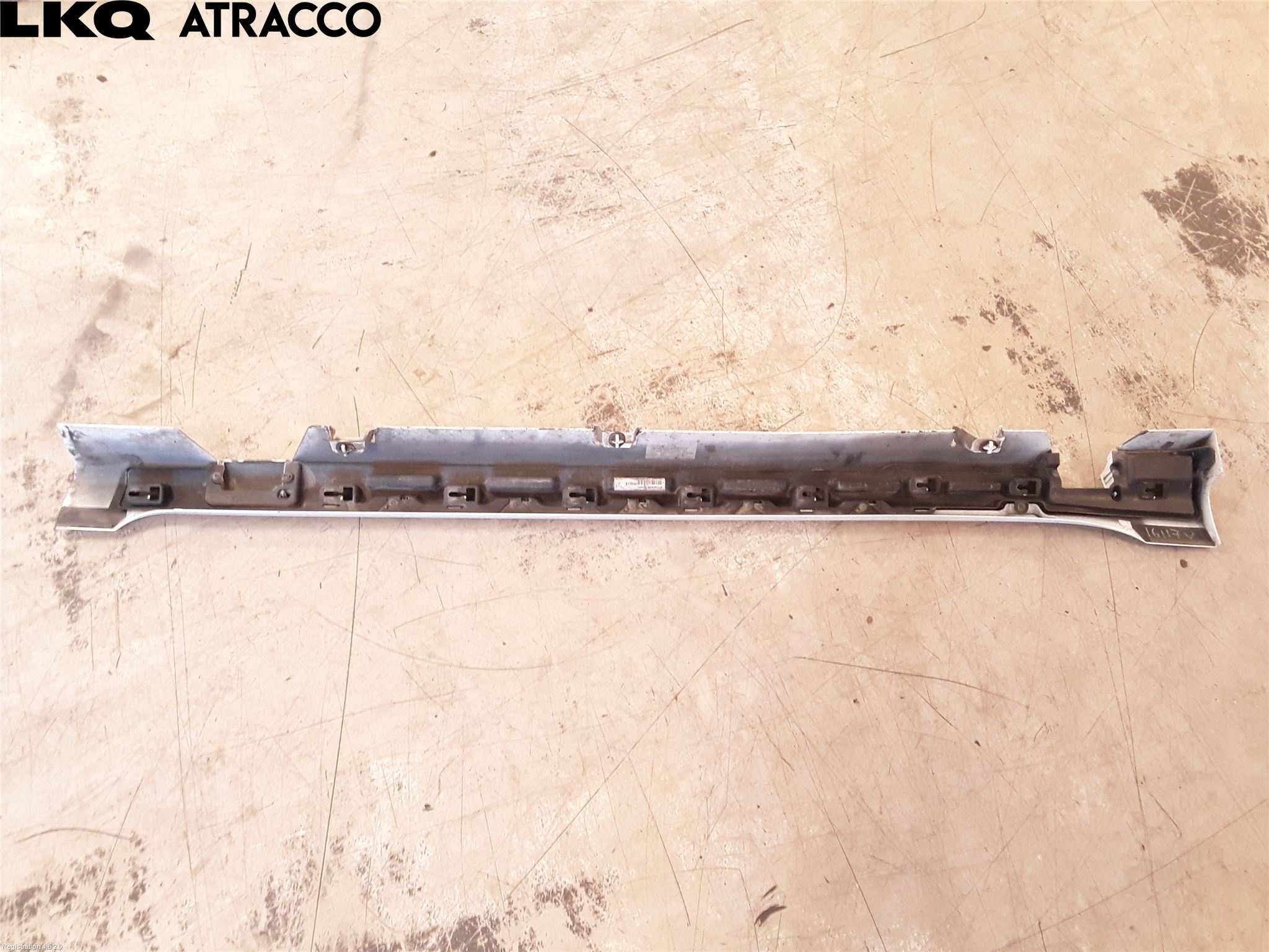 Ford FIESTA 13-17 Kanalskjørt Venstre