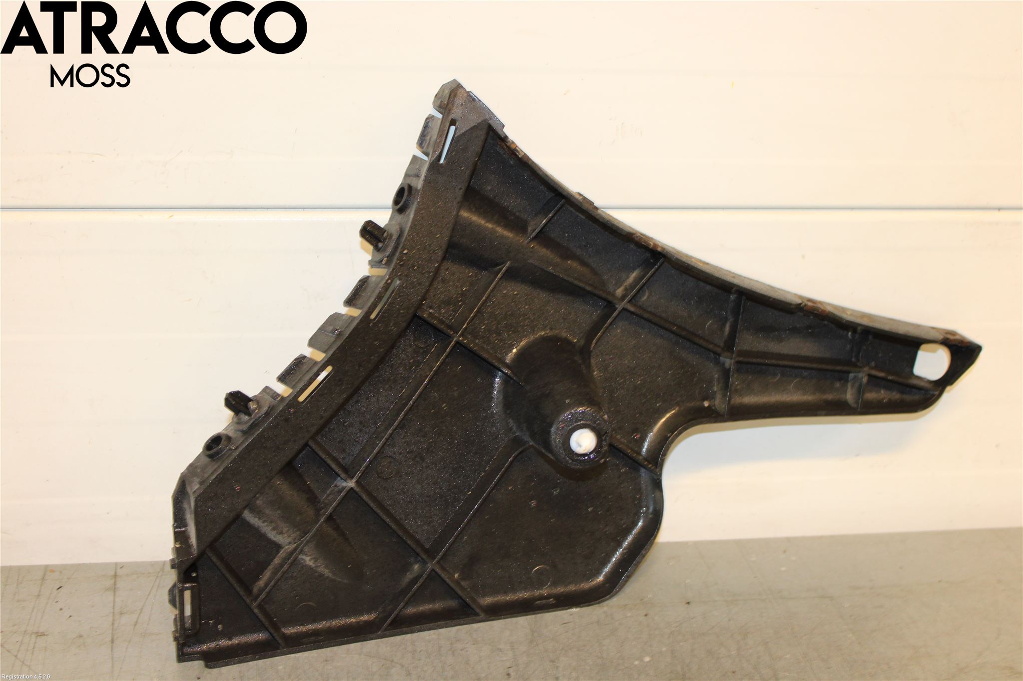 Volvo S60 14-18 Støtfanger Bak Feste