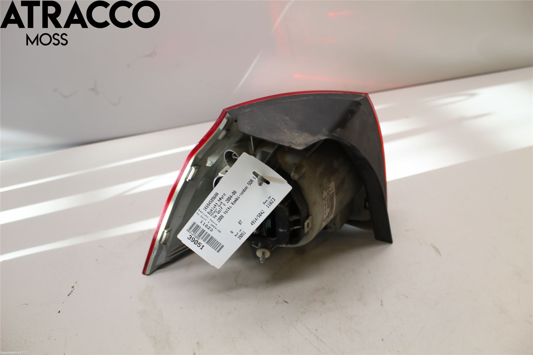 Volkswagen VW GOLF V 04-09 Baklykt Høyre