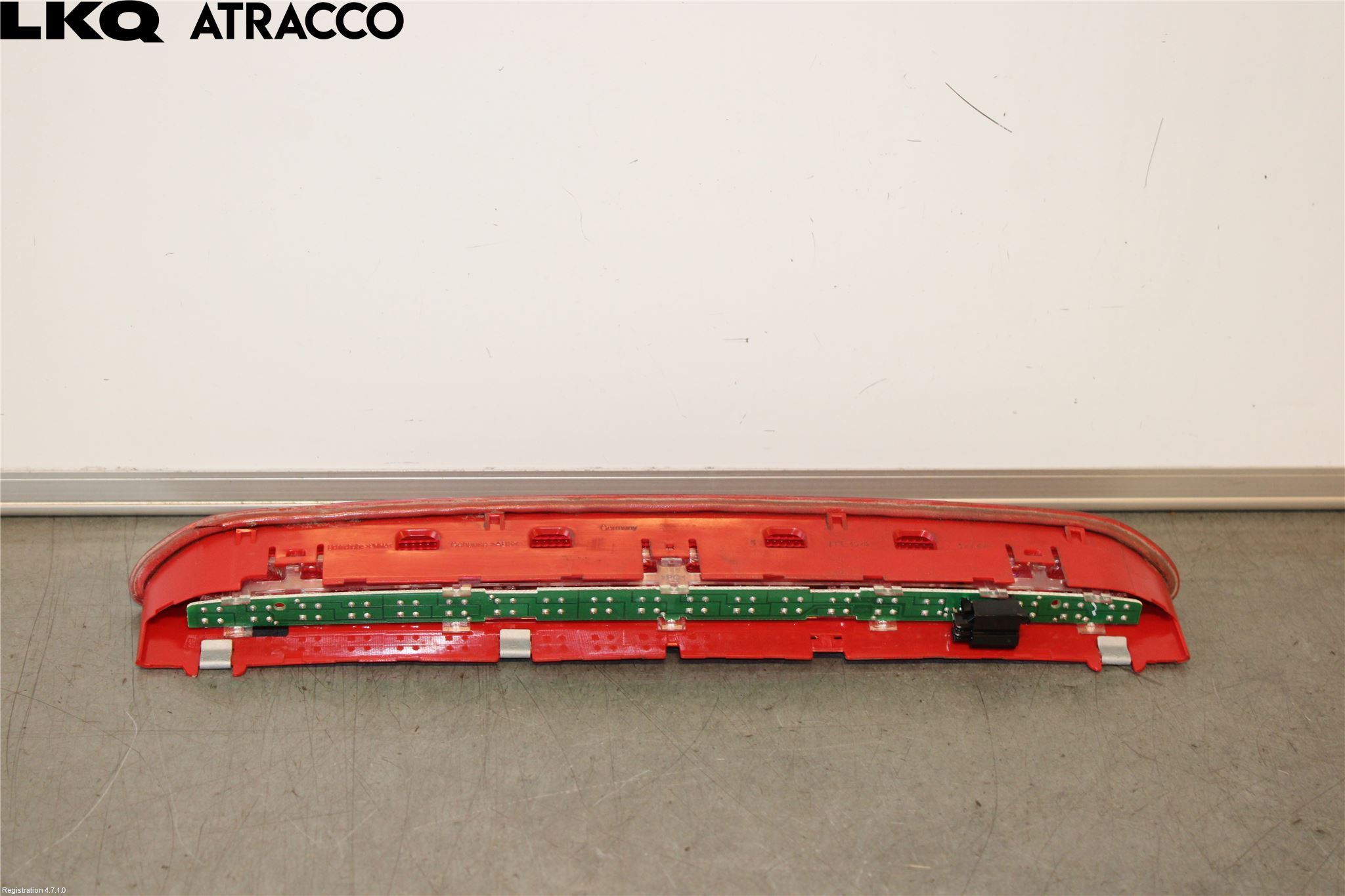 Volkswagen VW PASSAT 11-14 Bremselys Bakrute