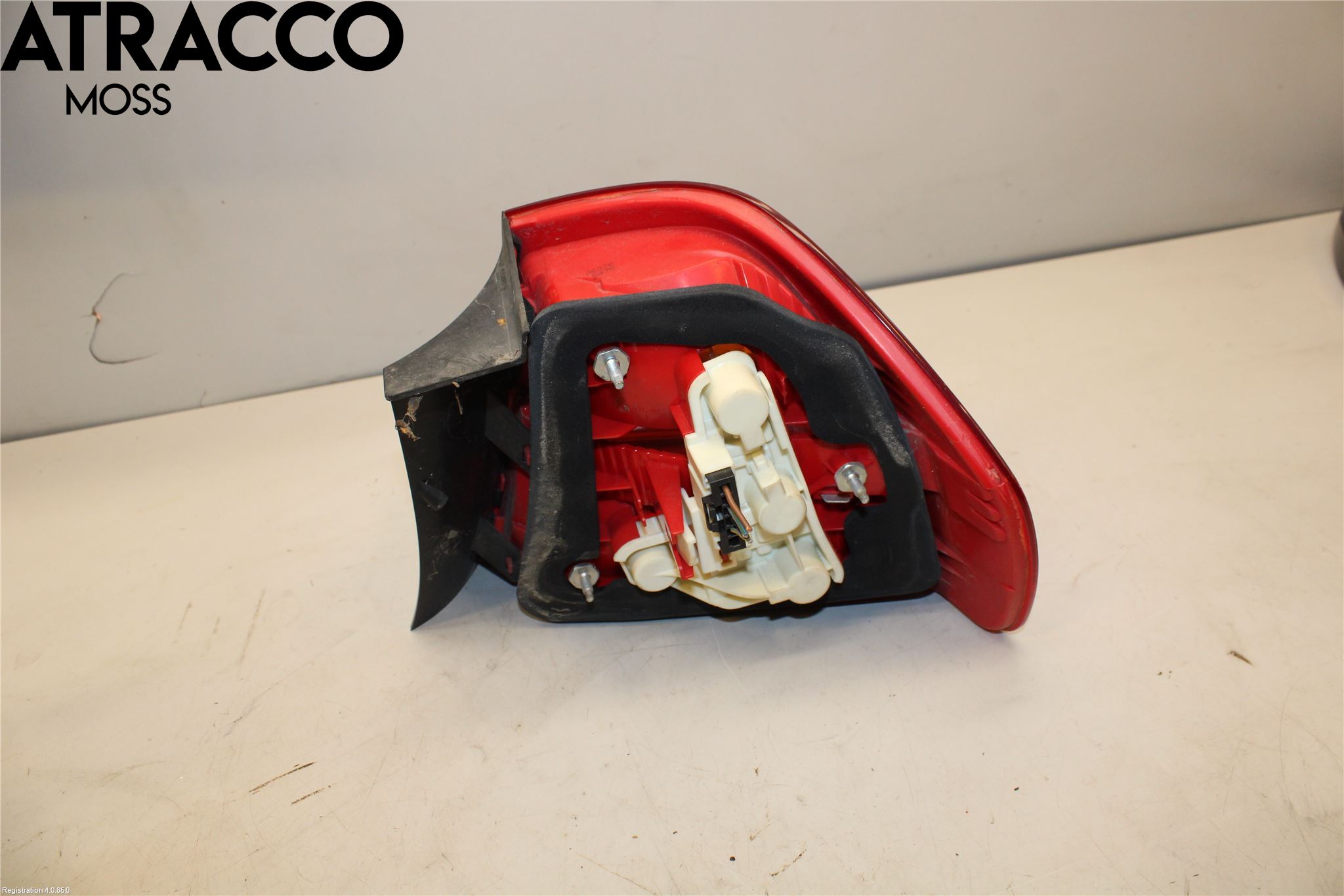 BMW 3 E90/91 SED/TOU 05-12 Baklykt Venstre