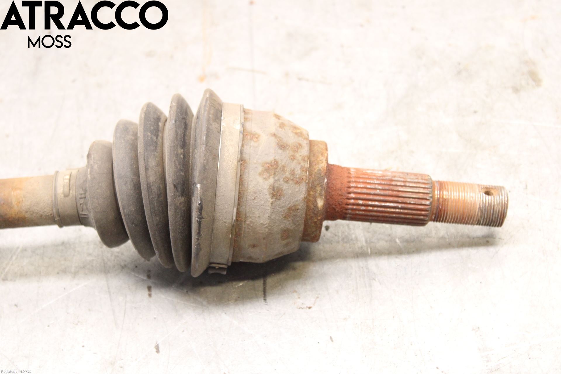 Nissan LEAF 11-17 Drivaksel Foran Kompl Venstre