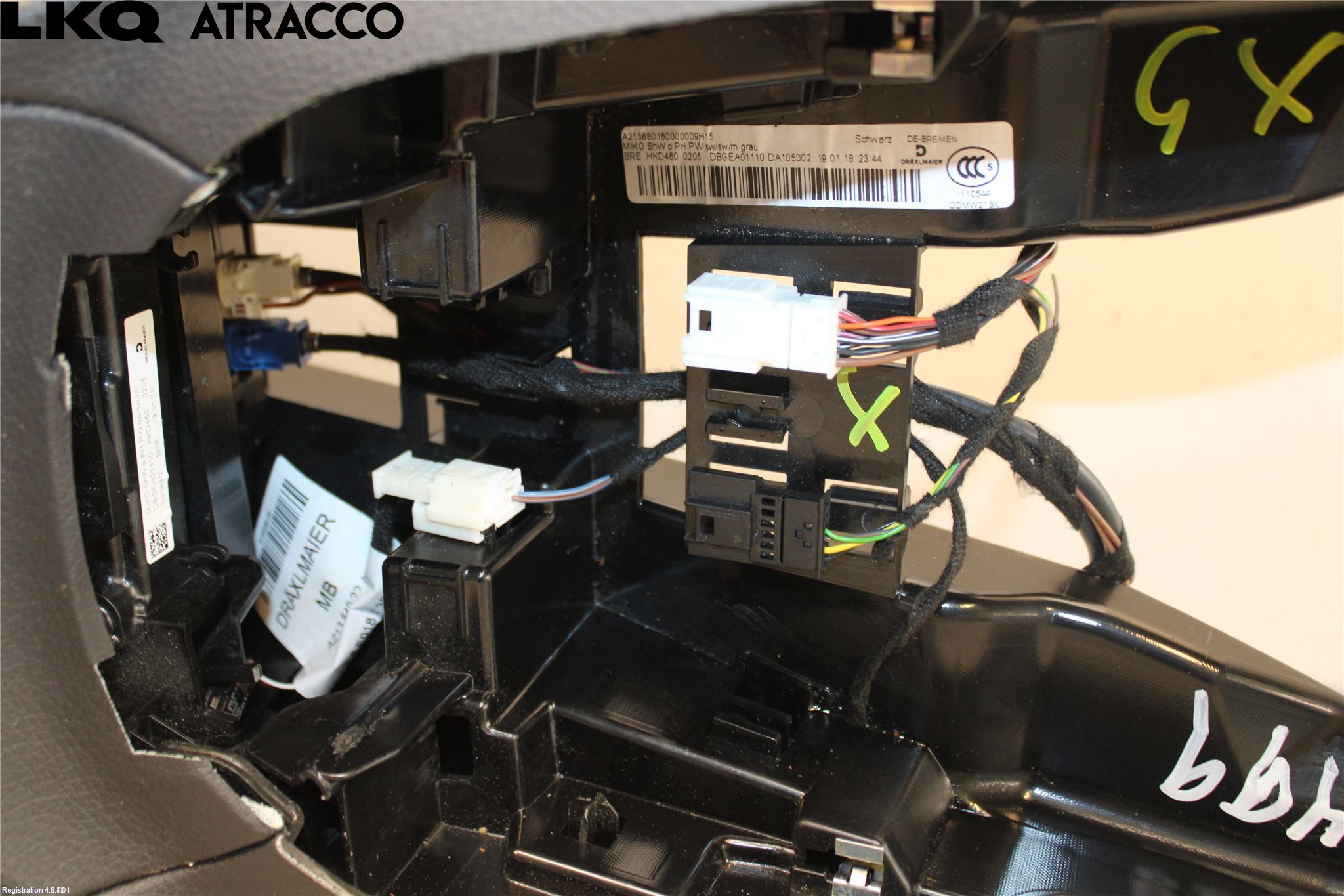 Mercedes-Benz MB E-KLASS (W213) 16-23 Instrumentkonsoll Midt