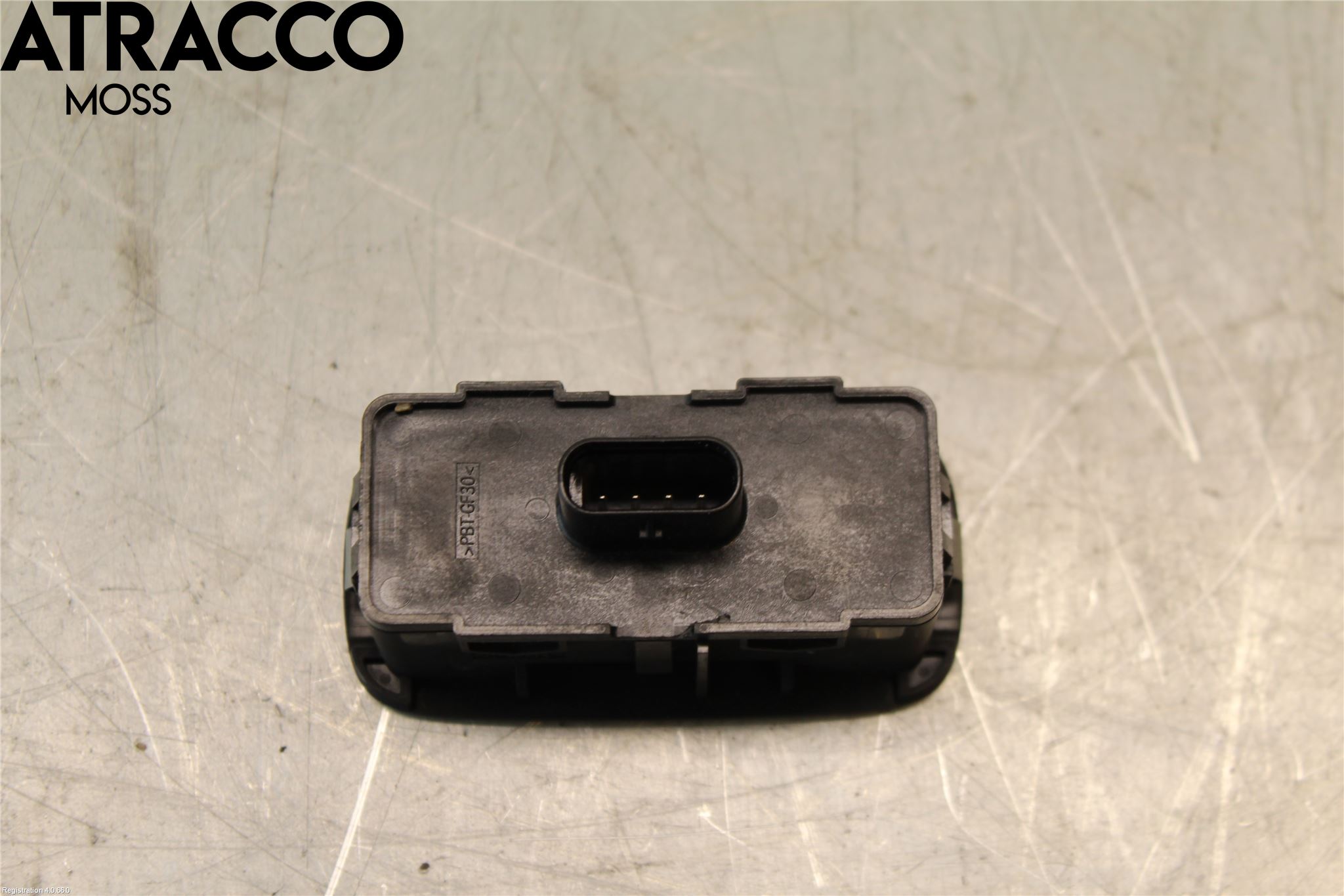 Volvo XC90/RECHARGE 16- Bryter Bakluke