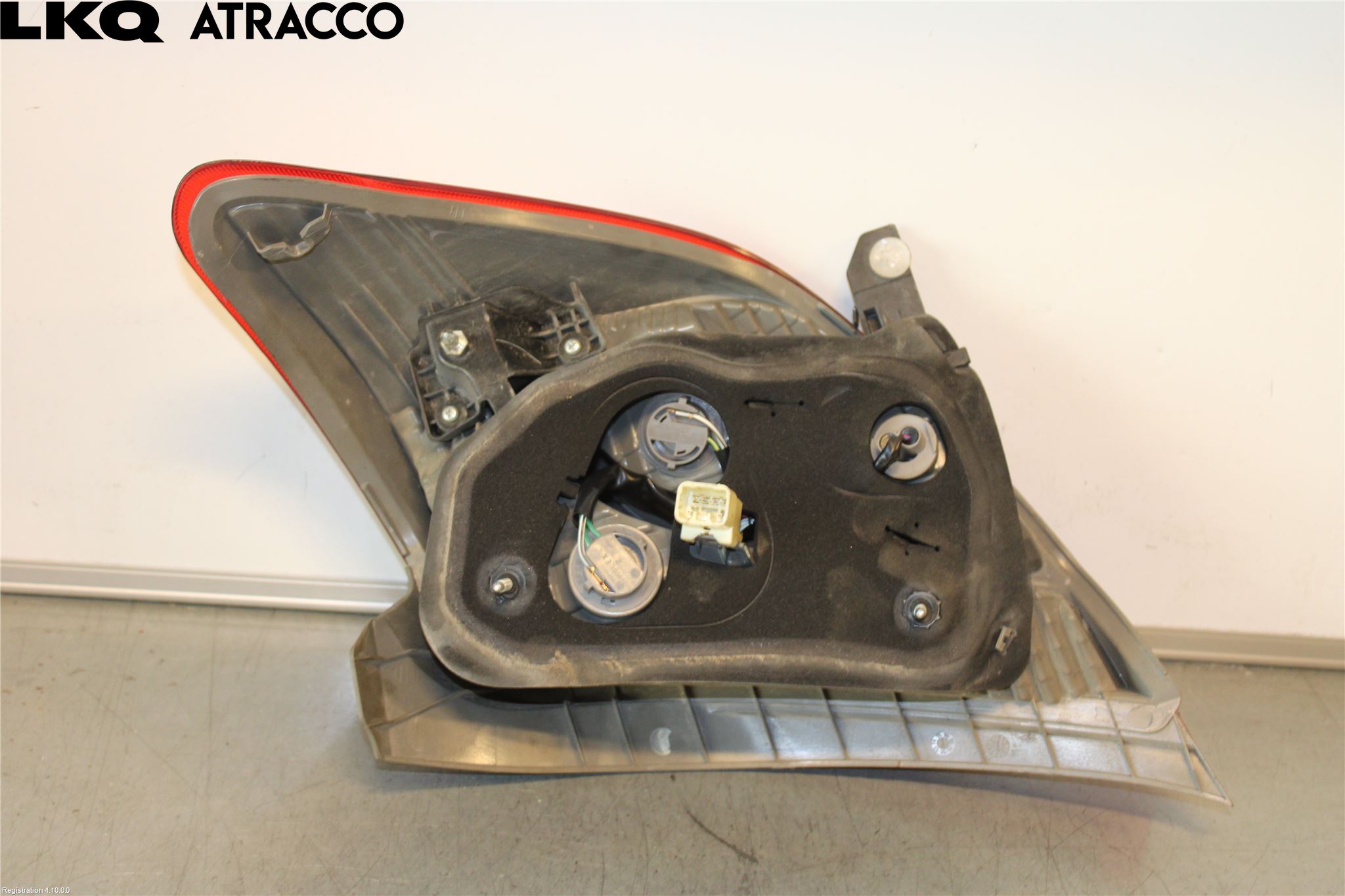 Toyota YARIS XP130 12-14 Baklykt Venstre