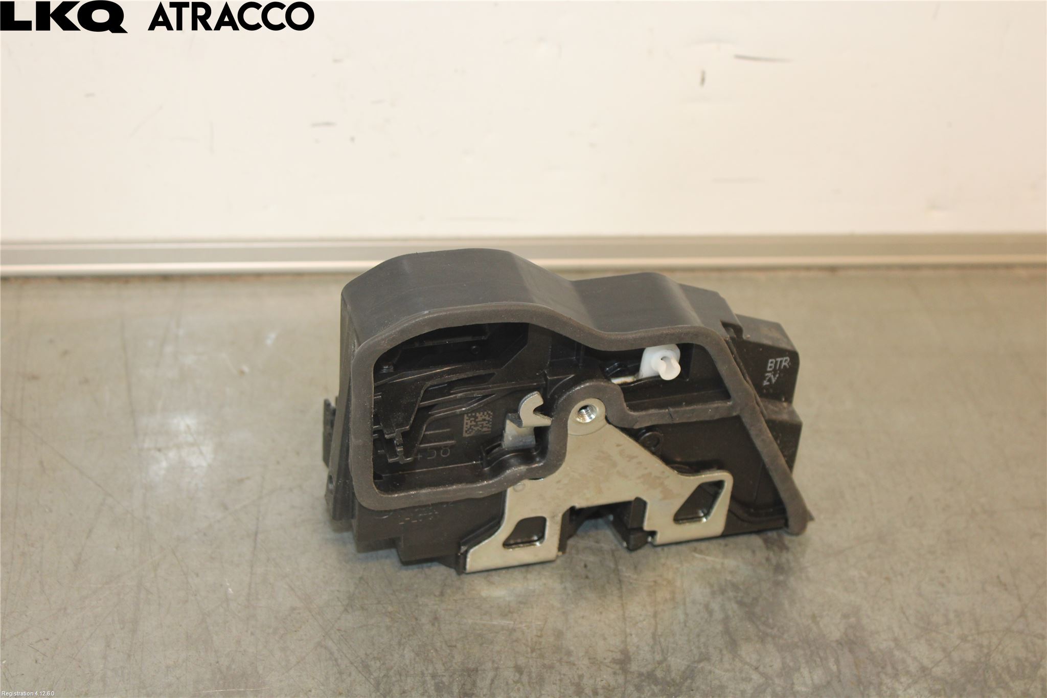 BMW 3 F30/F31/F80 12-19 Dørlås - Låsekasse