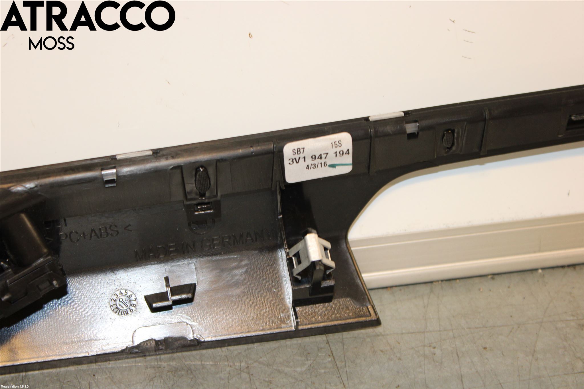 Skoda SUPERB 16-24 Innr Dekor Instrbord