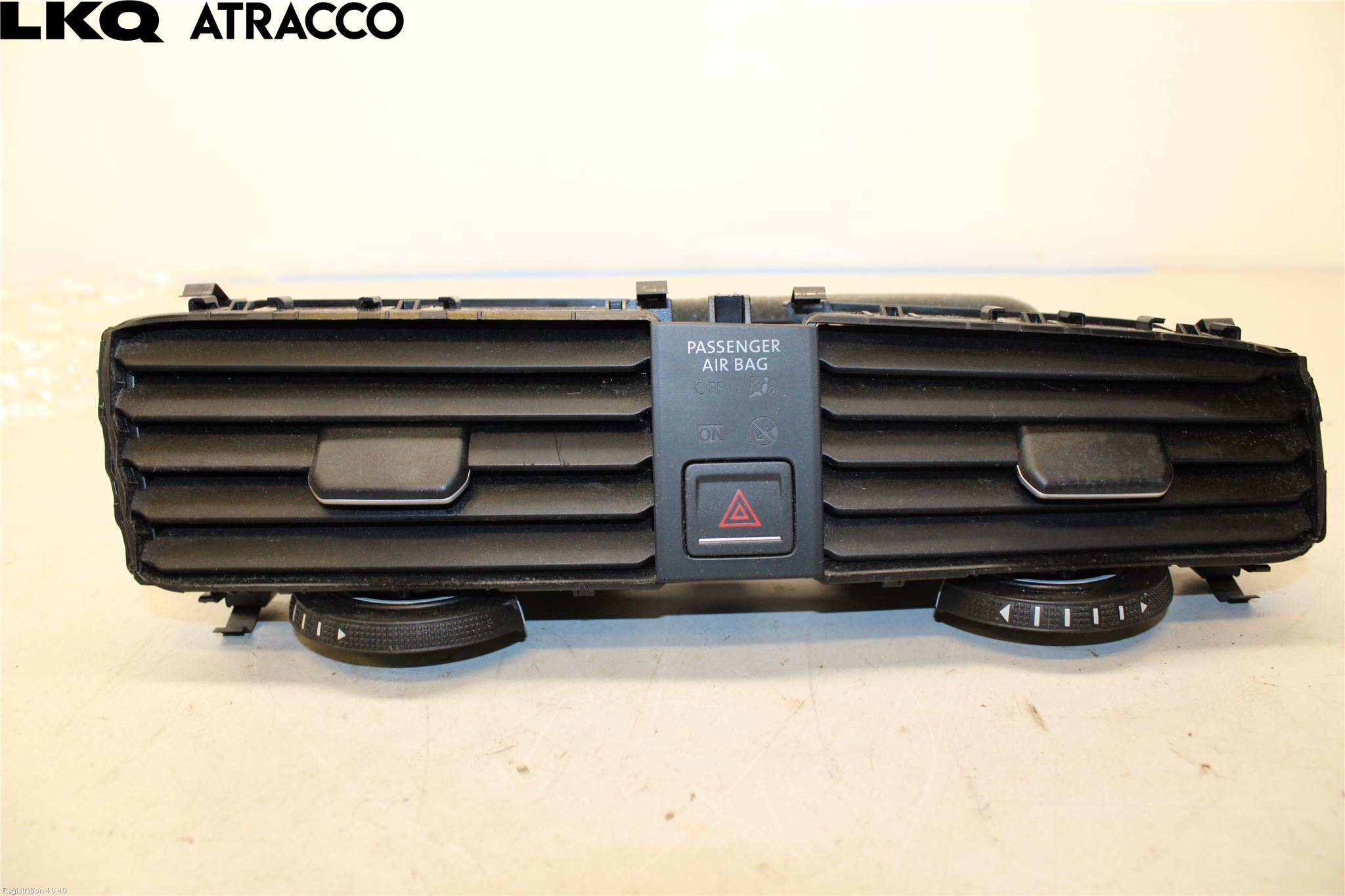 Volkswagen VW GOLF / E-GOLF VII 13-20 Dashbord Kanal - Dyse