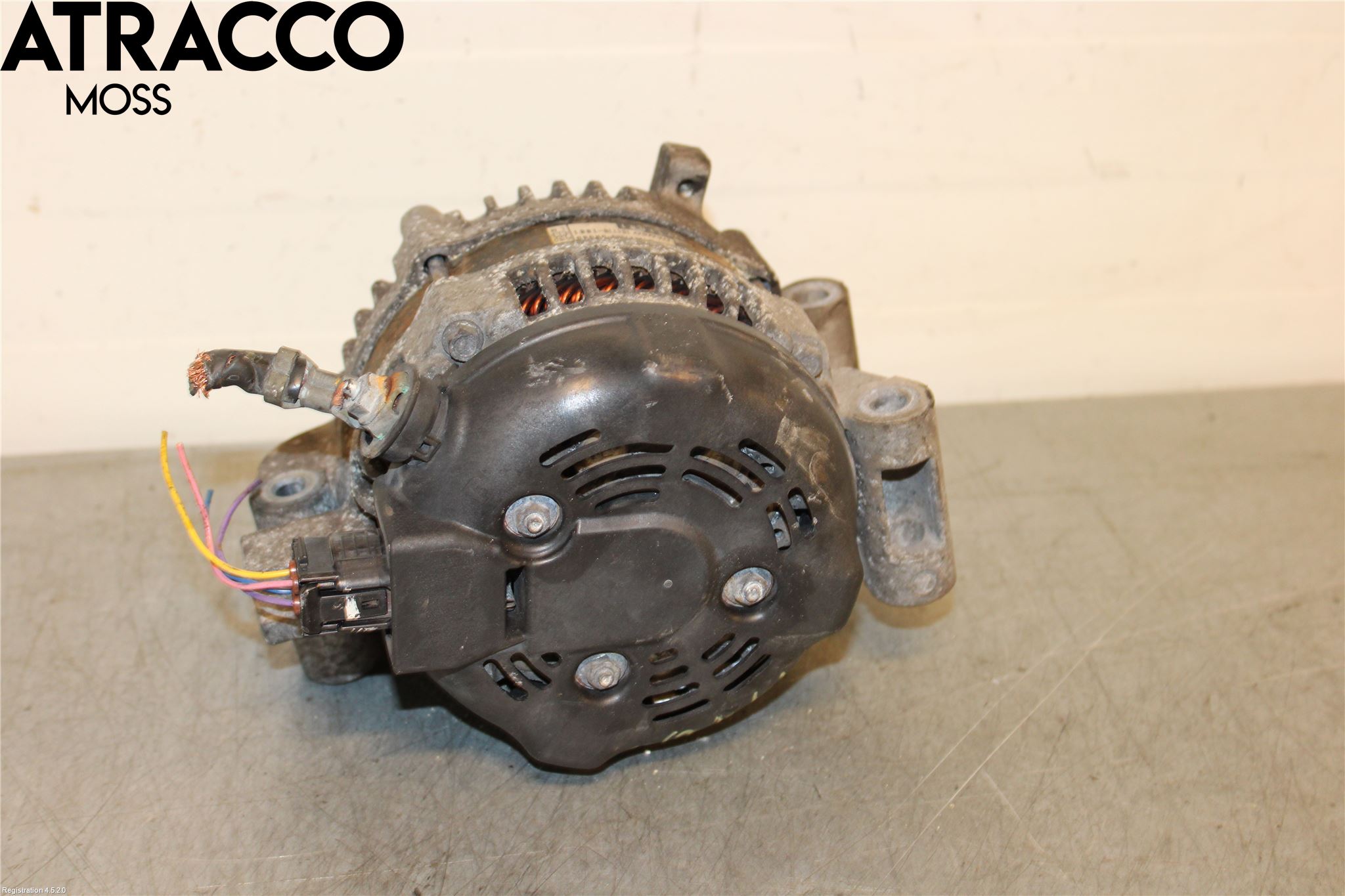 Toyota AVENSIS 09-15 Dynamo