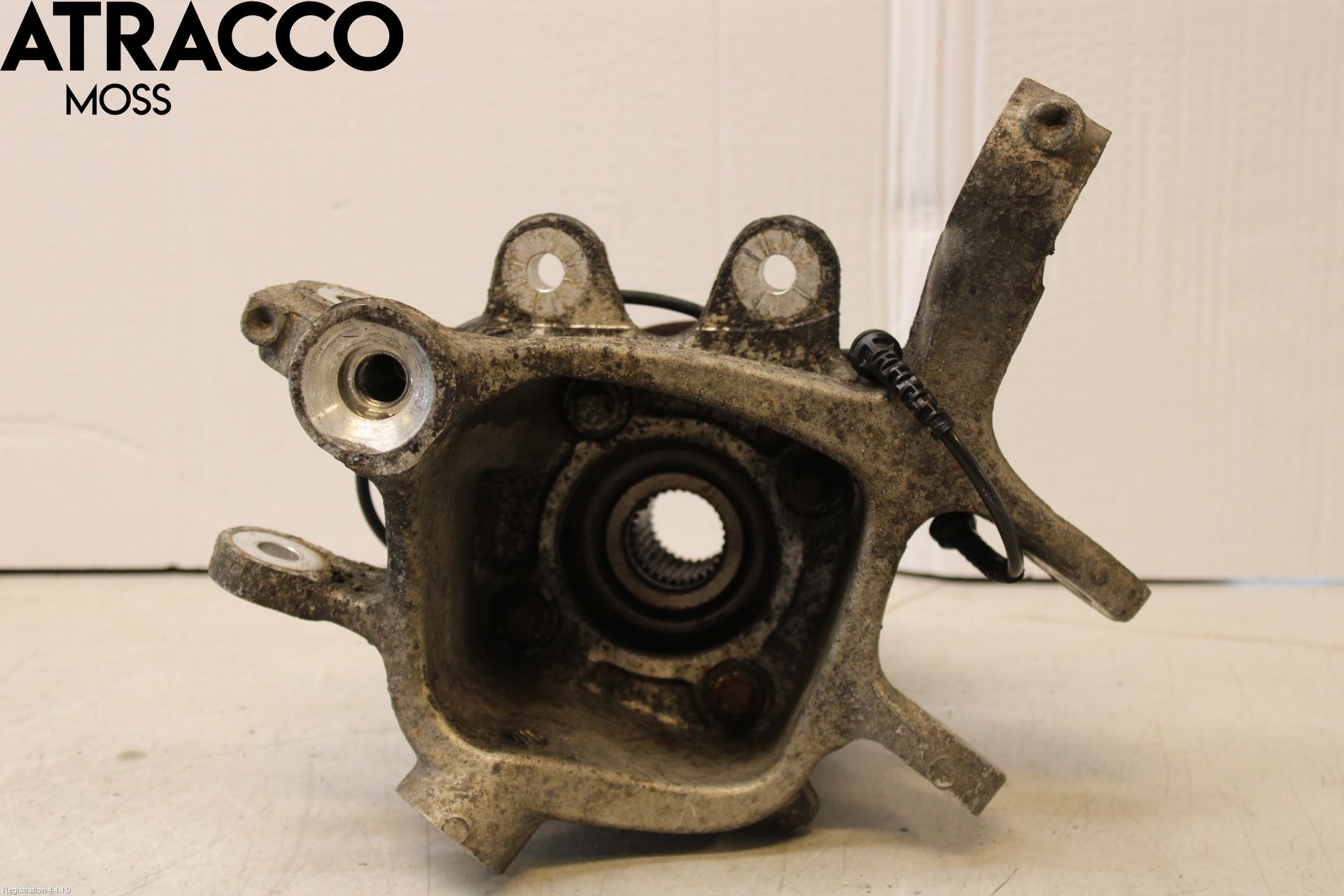 BMW 5 F10/F11/F18 09-17 Spindel Vb