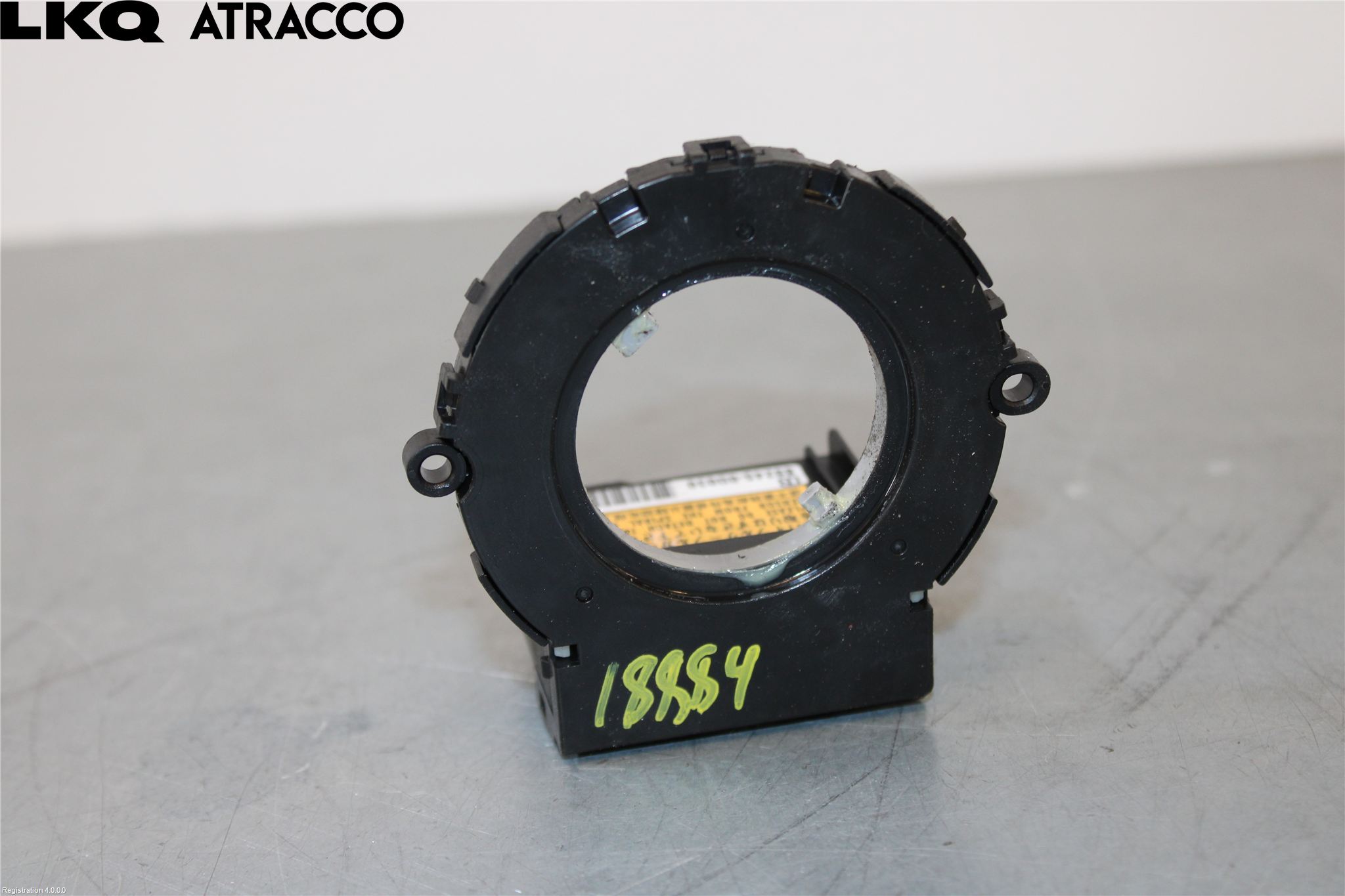 Toyota YARIS XP130 12-14 Rattaksel Vinkelaksel