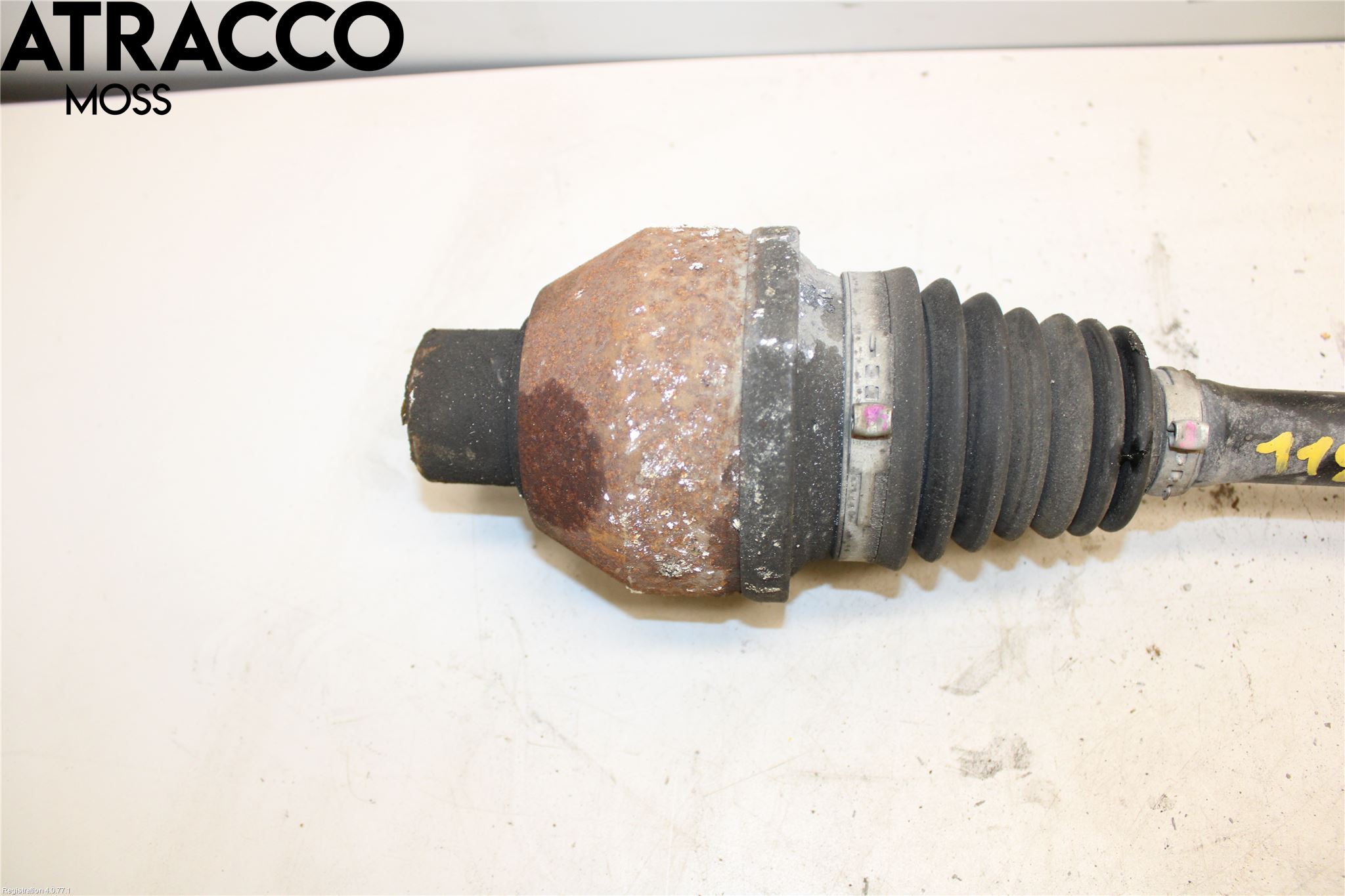 Volkswagen VW TRANSP/CARAVELLE (T6) 16-22 Drivaksel Foran Kompl Høyre