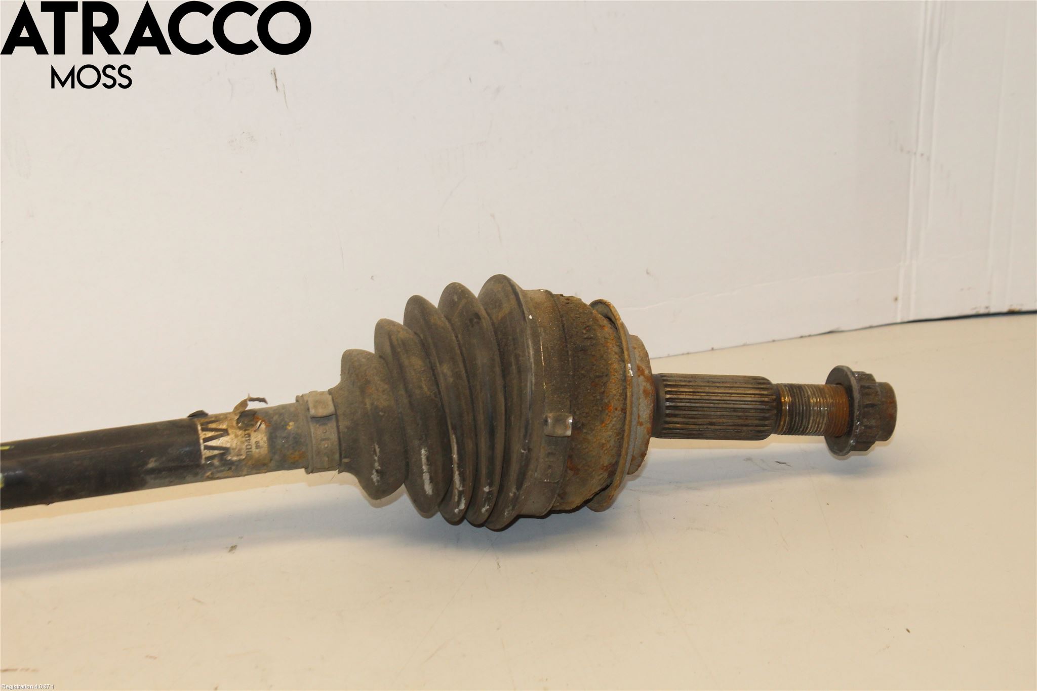 Toyota YARIS XP130 15-20 Drivaksel Foran Kompl Høyre