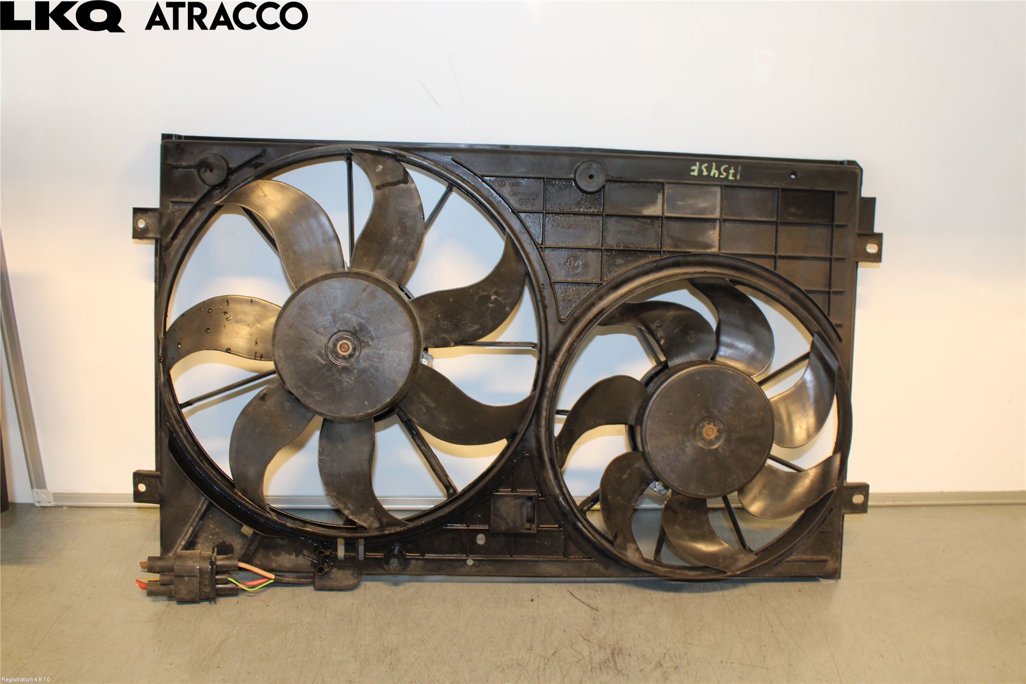 Volkswagen VW TOURAN 03-10 Kjølevifte Elektrisk