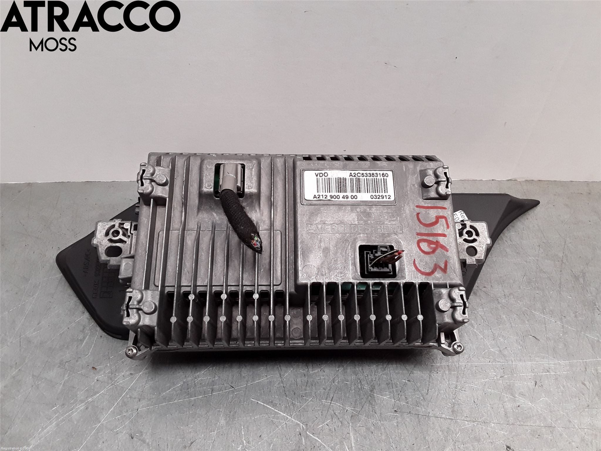 Mercedes-Benz MB E-KLASS (W212) 09-16 Multifunktionsdisplay