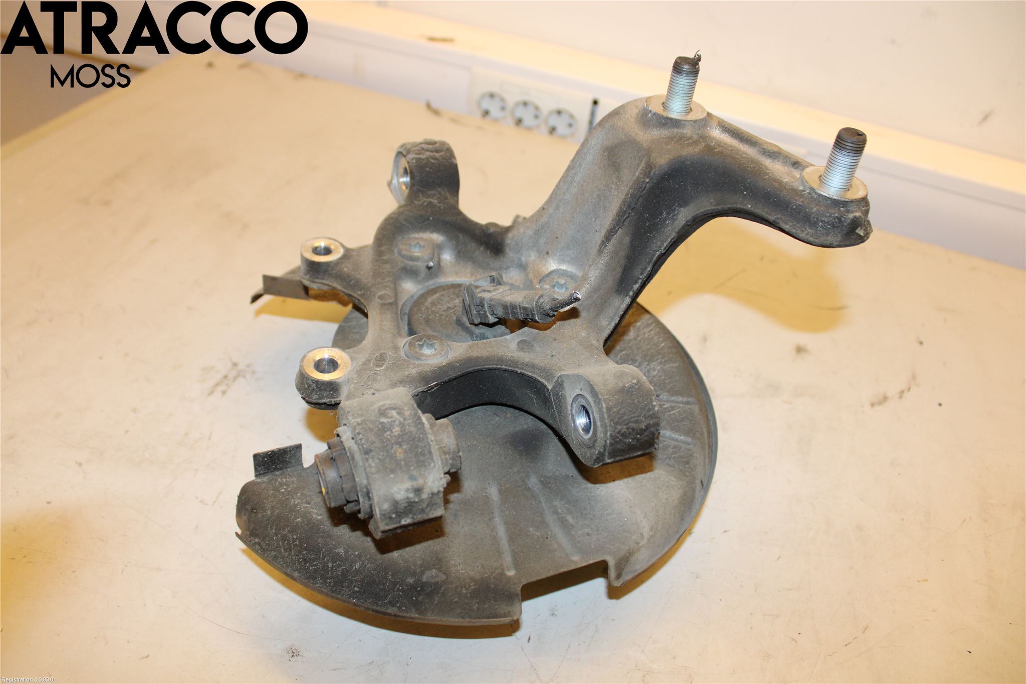 Kia SOUL 09- Spindel Vb