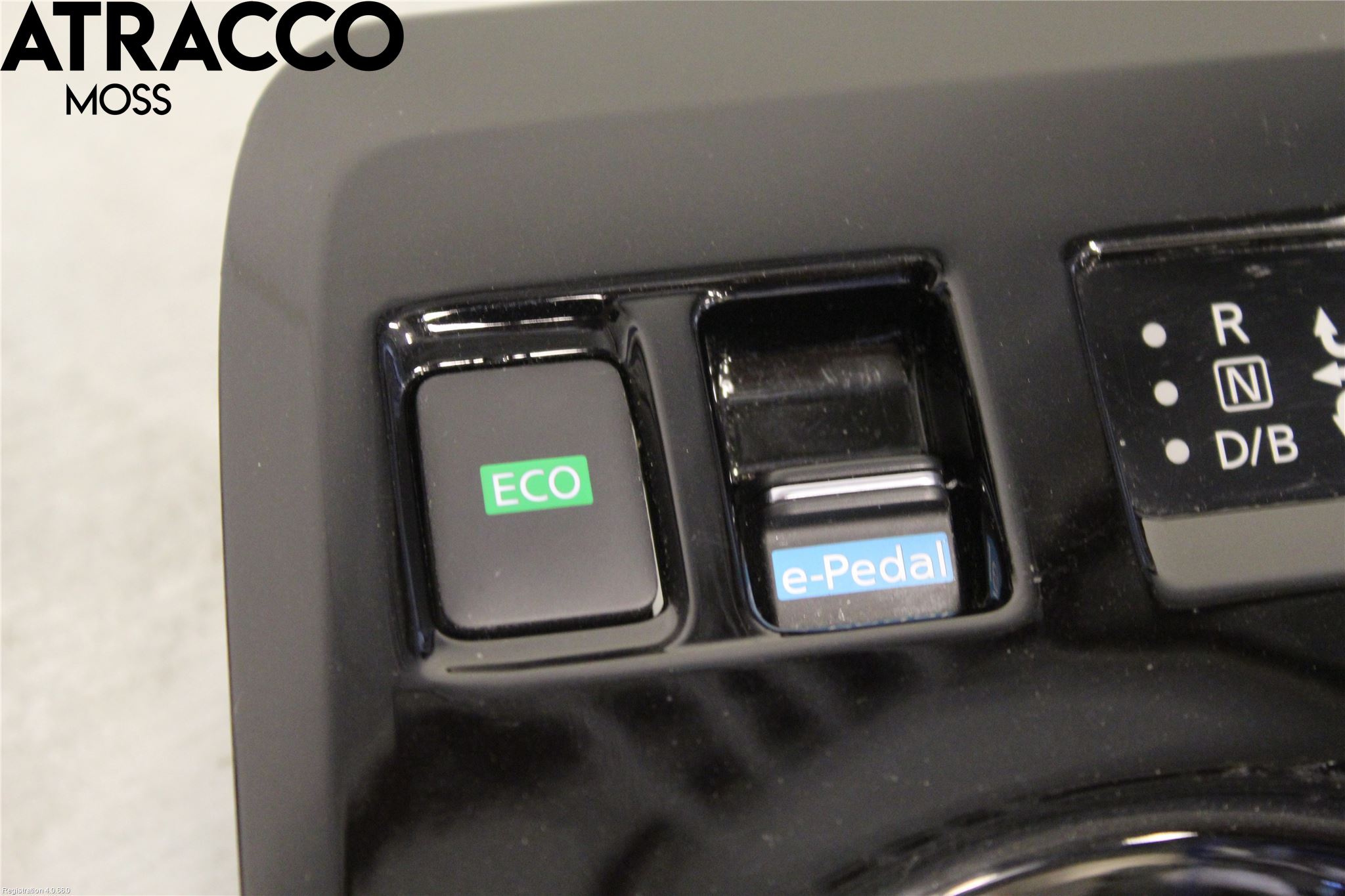 Nissan LEAF 18- Instrumentkonsoll Midt