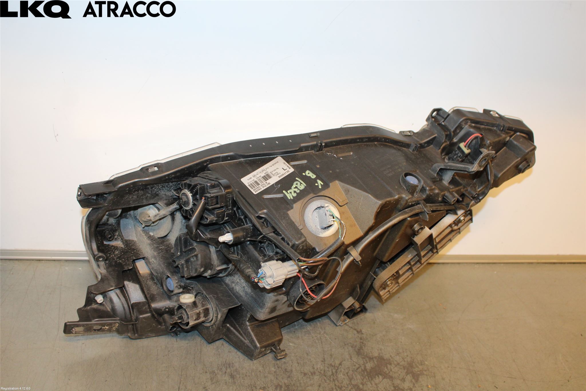 Nissan LEAF 11-17 Frontlykt Venstre