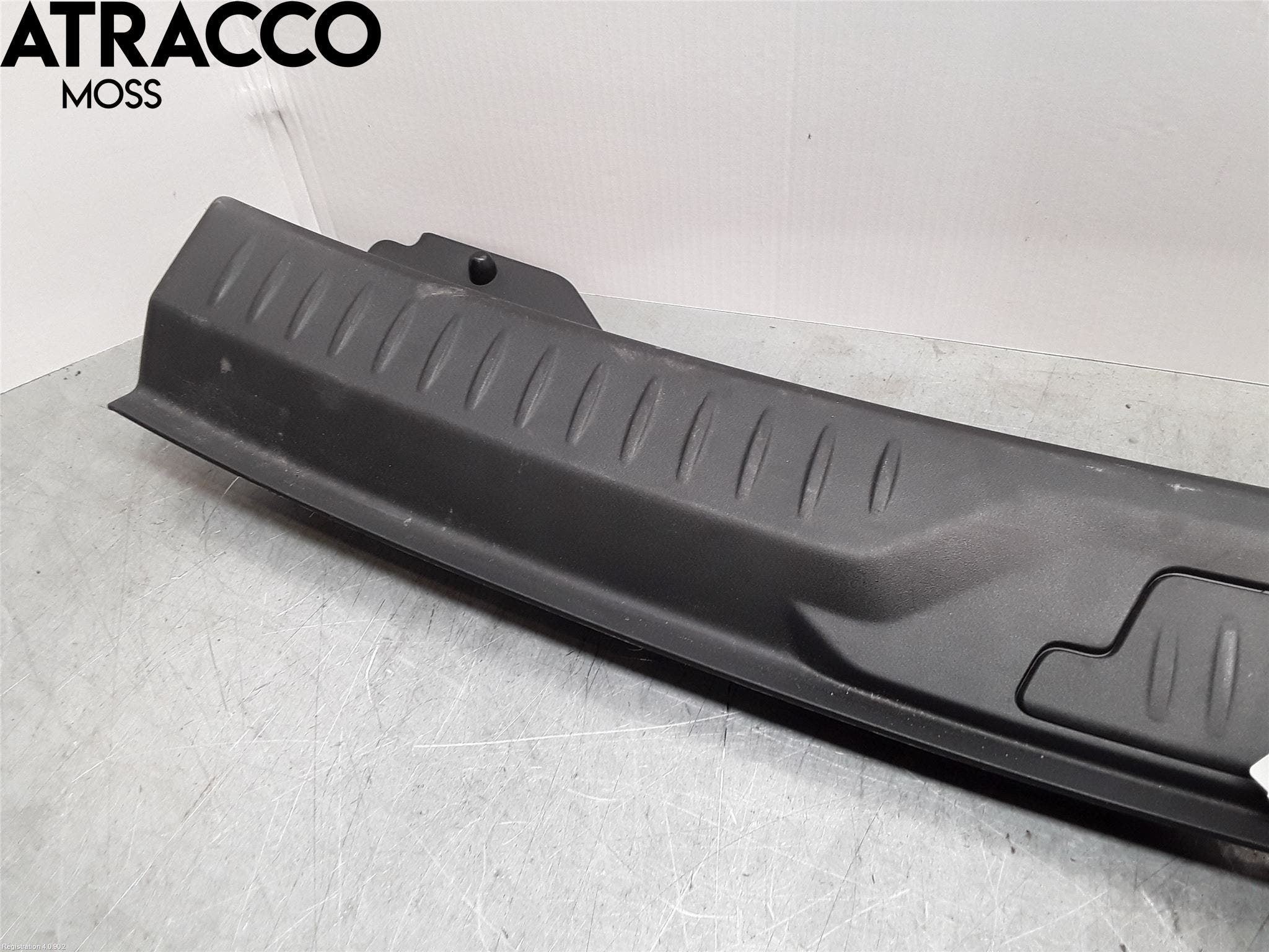 Jaguar I-PACE 18- Bakrute Dekorlist