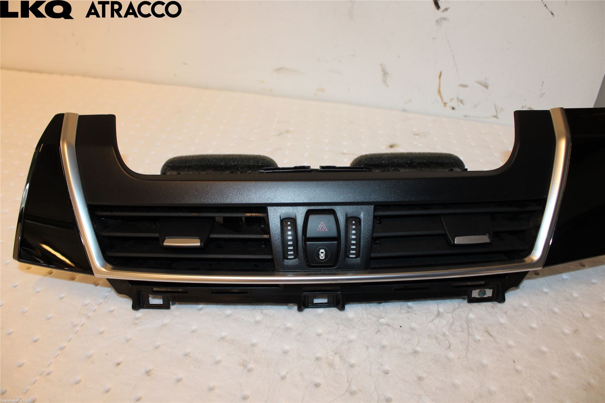 BMW 2 F45 Active Tourer 14-21 Dashbord Kanal - Dyse