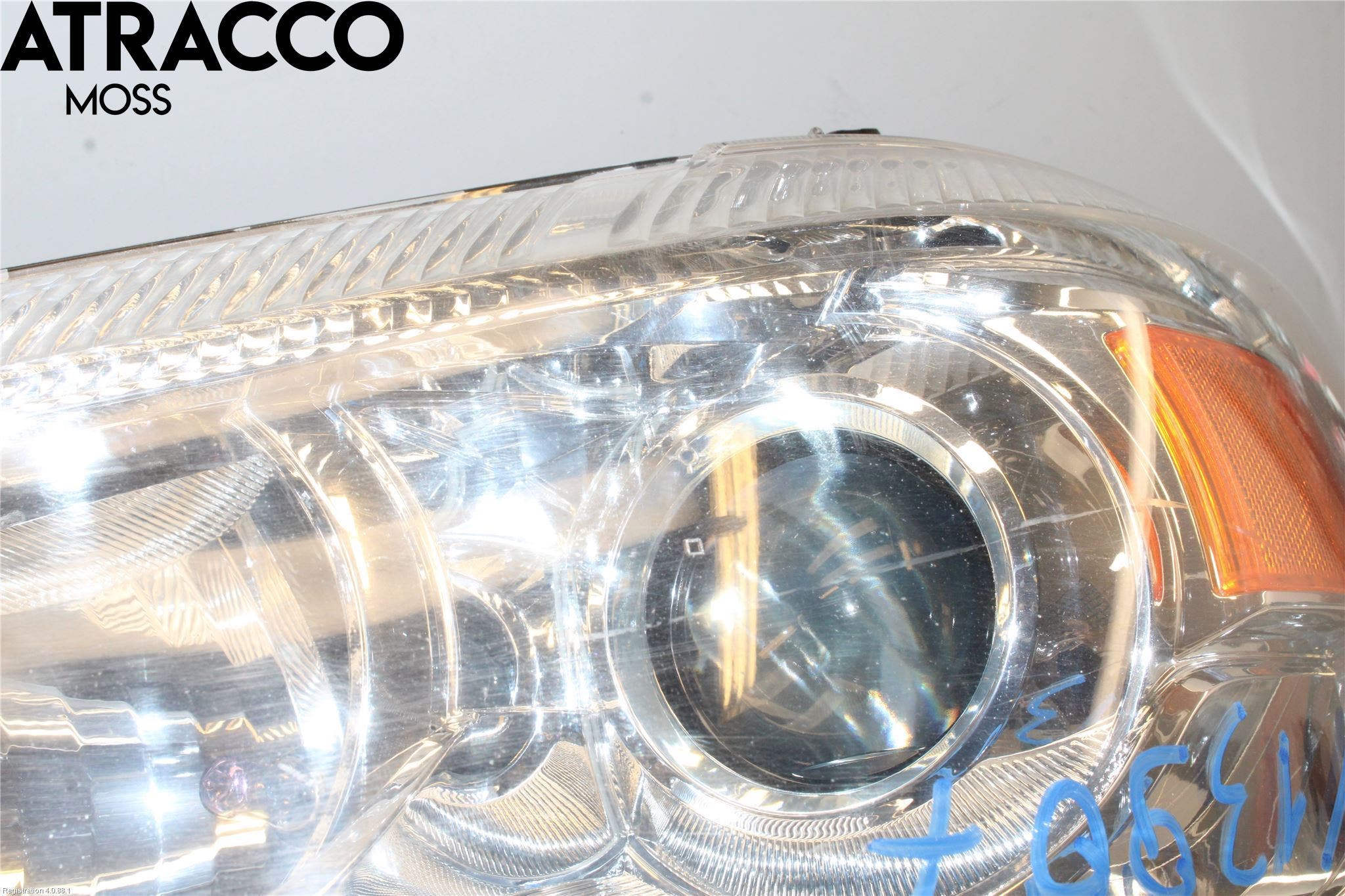 Mitsubishi ASX 10-22 Frontlykt Venstre