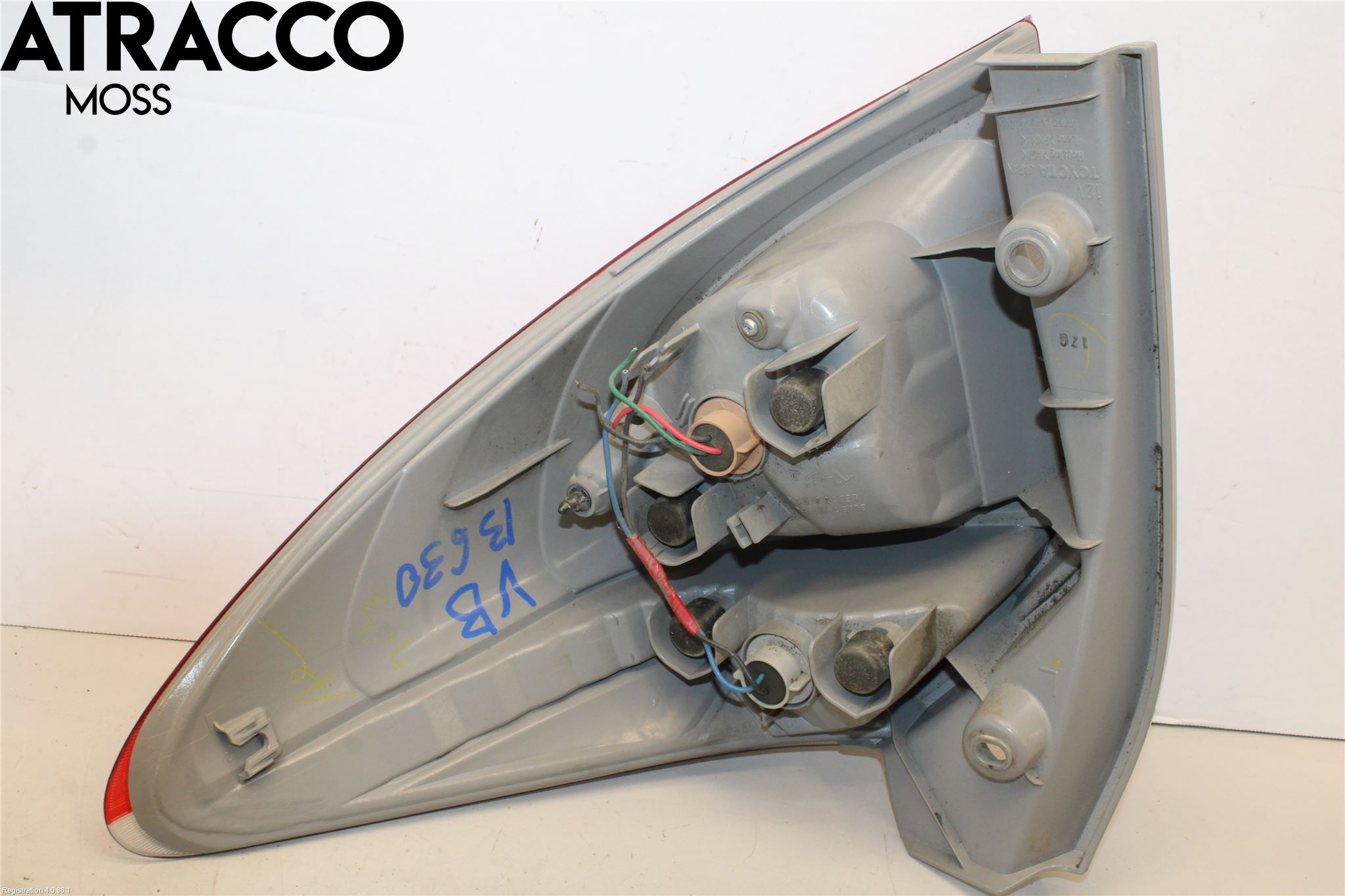 Toyota VERSO-S 11-16 Baklykt Venstre