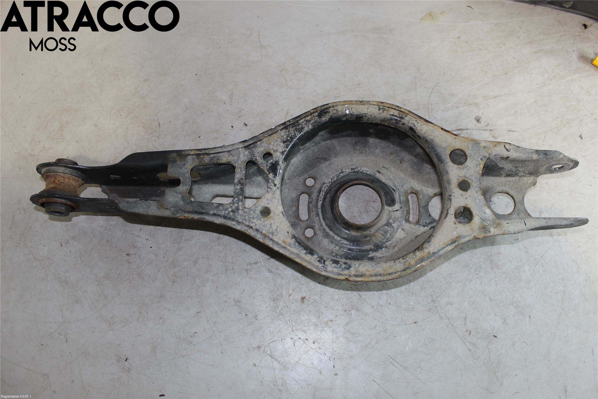 Toyota COROLLA 19- Bærearm Bak Høyre