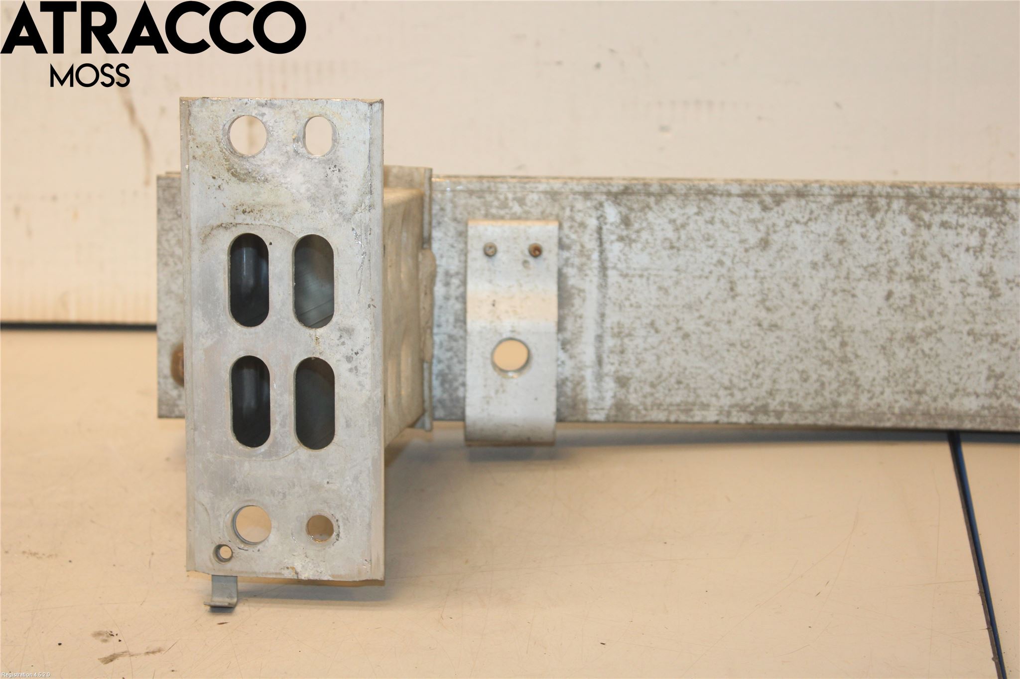 Toyota PRIUS ZVW30 09-20 Støtfanger Foran Bjelke