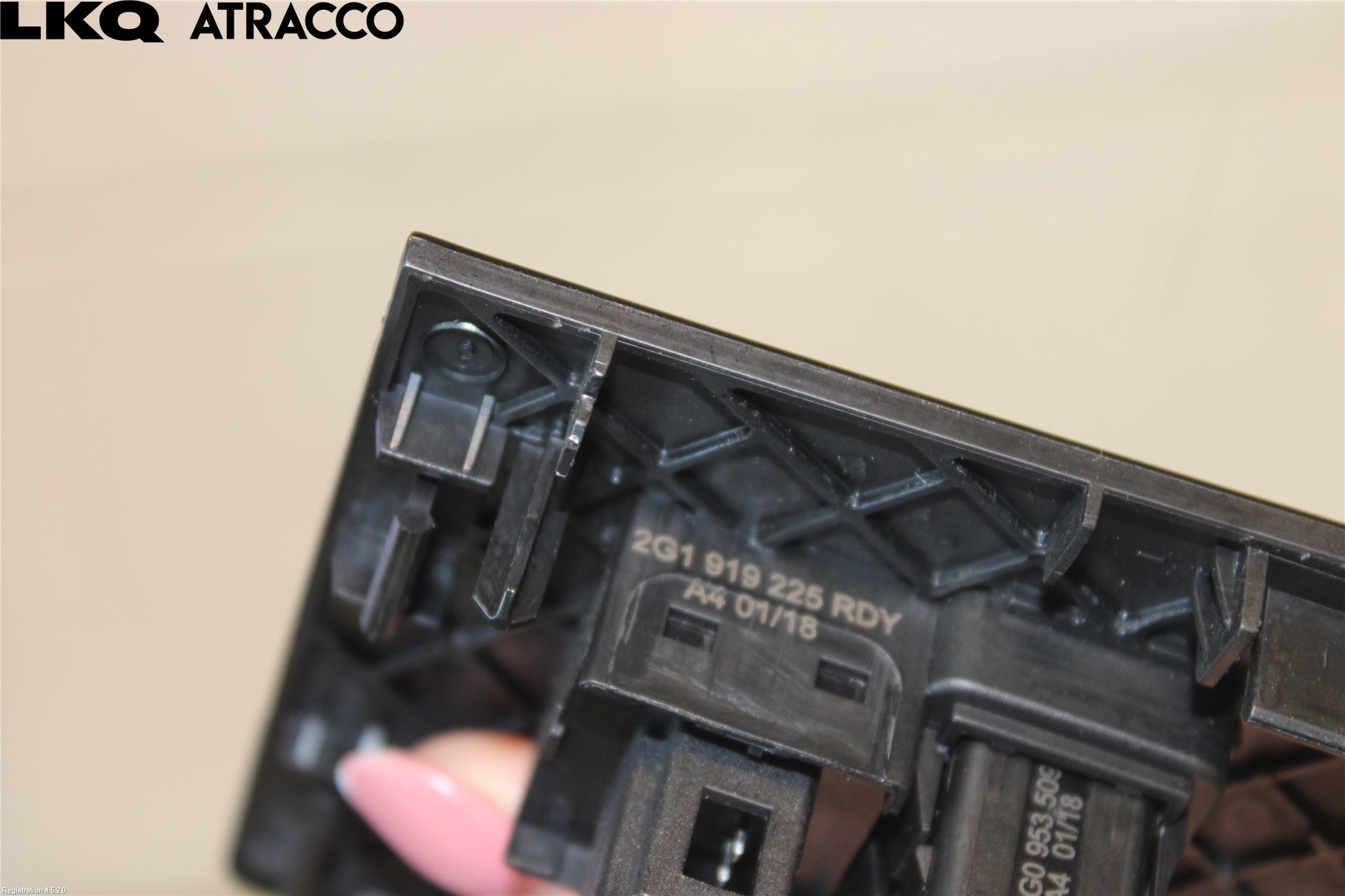 Volkswagen VW POLO VI 18->> Bryter Varsel (Nødblink)