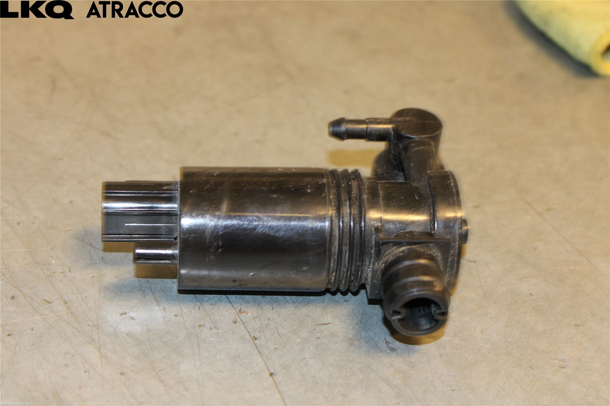 Volvo V40 12-19 Spylerpumpe Frontrute