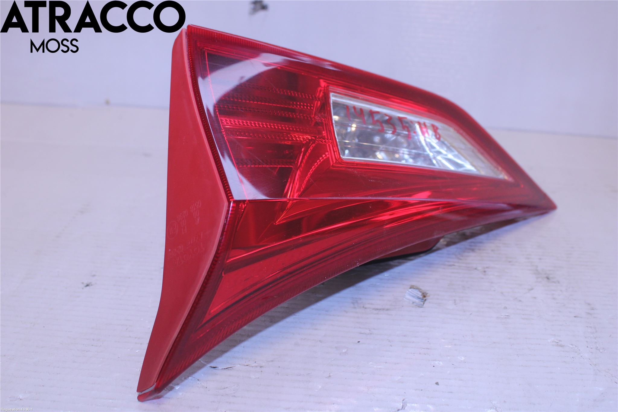 Toyota AURIS 13-19 Baklykt Høyre  På Luke(Indre)