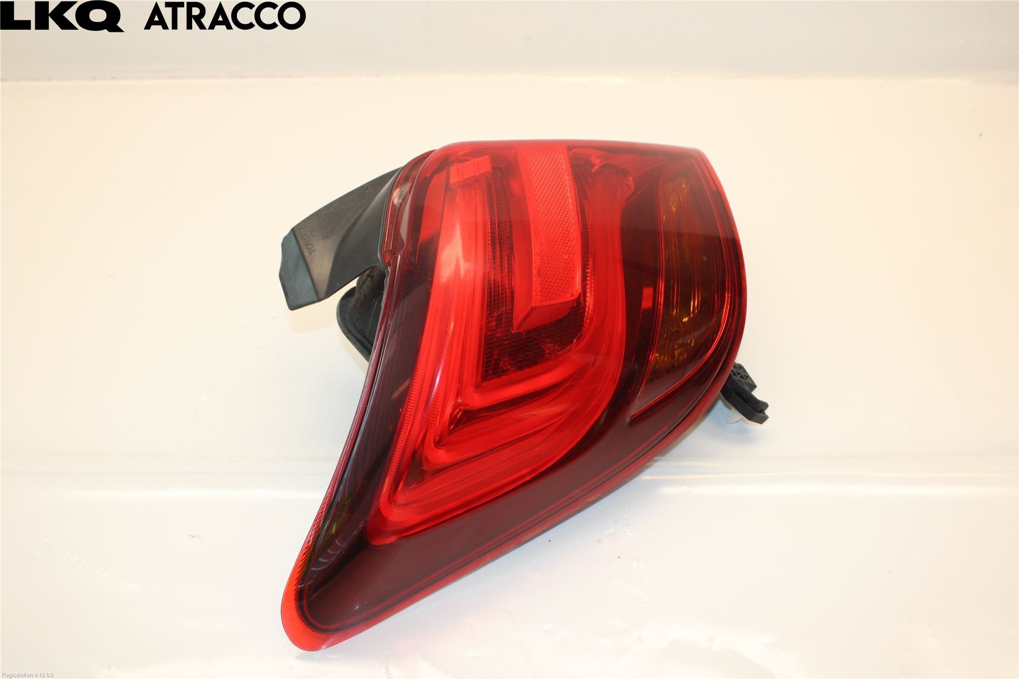 Toyota YARIS XP130 15-20 Baklykt Venstre