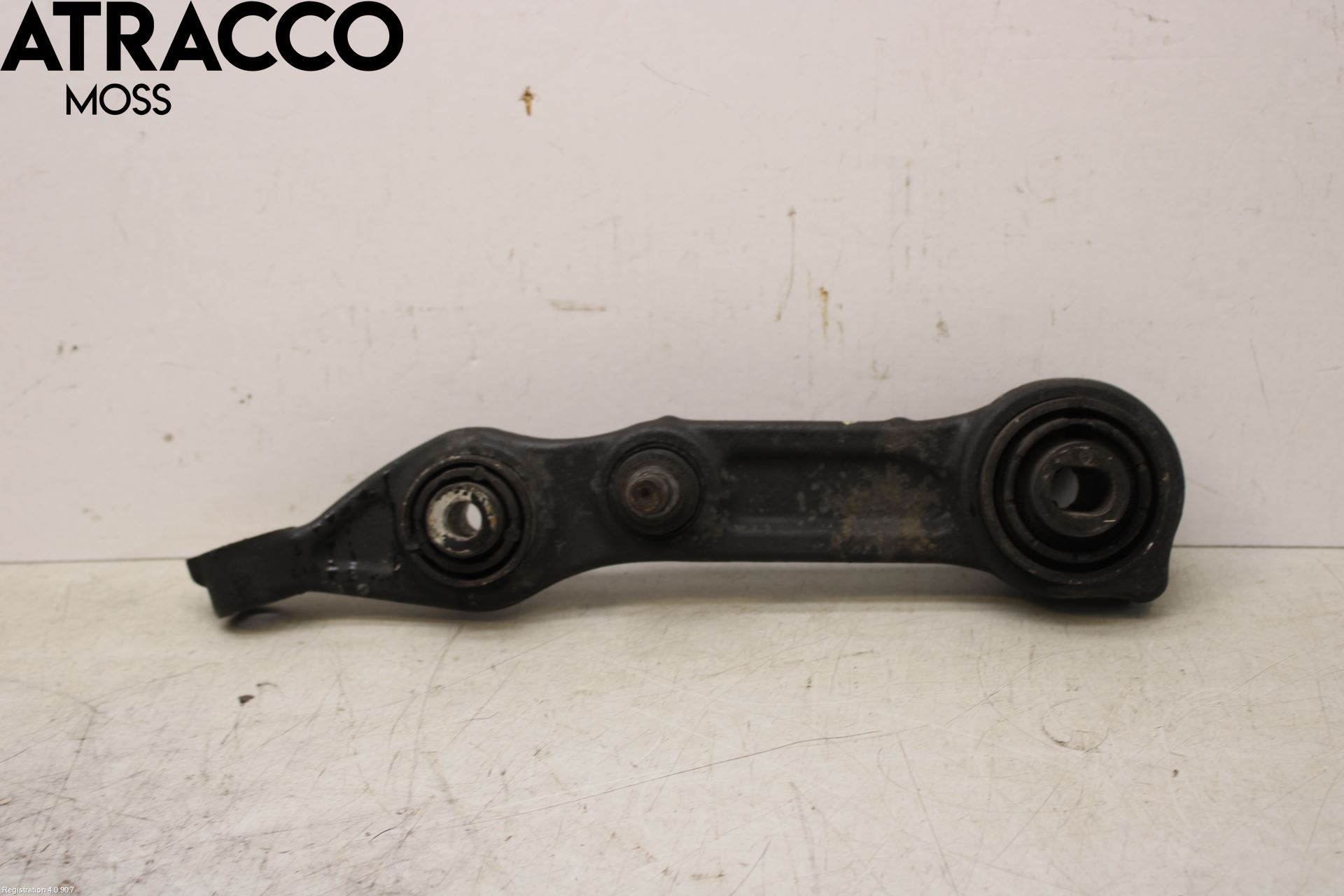 Mercedes-Benz MB CLS (C219) 03-11 Bærearm Foran Venstre Nedre