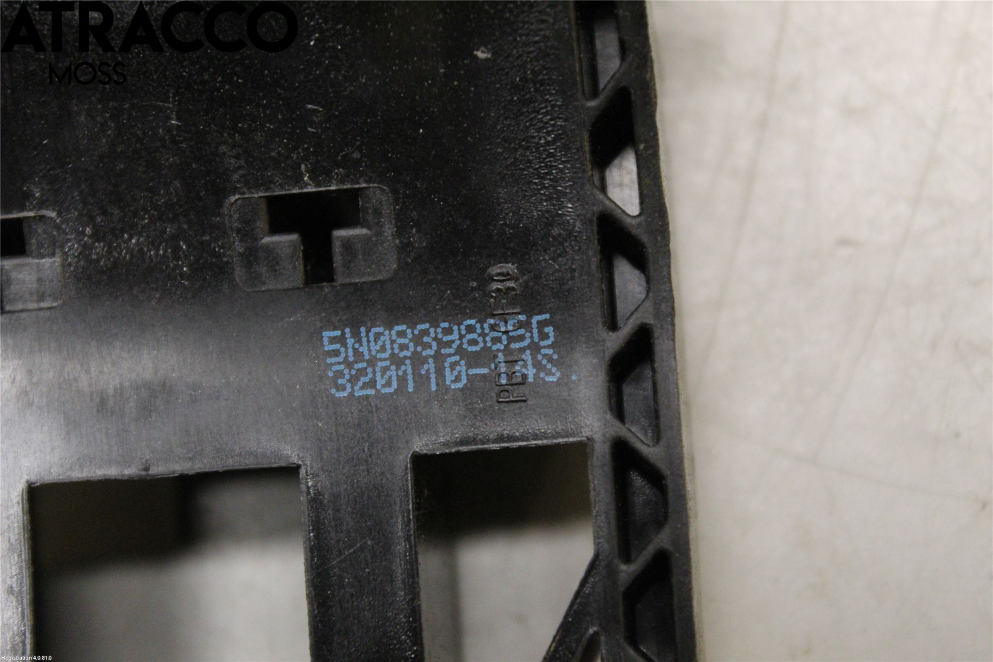 Volkswagen VW GOLF VI 09-13 Dørhandtak Ytre Venstre