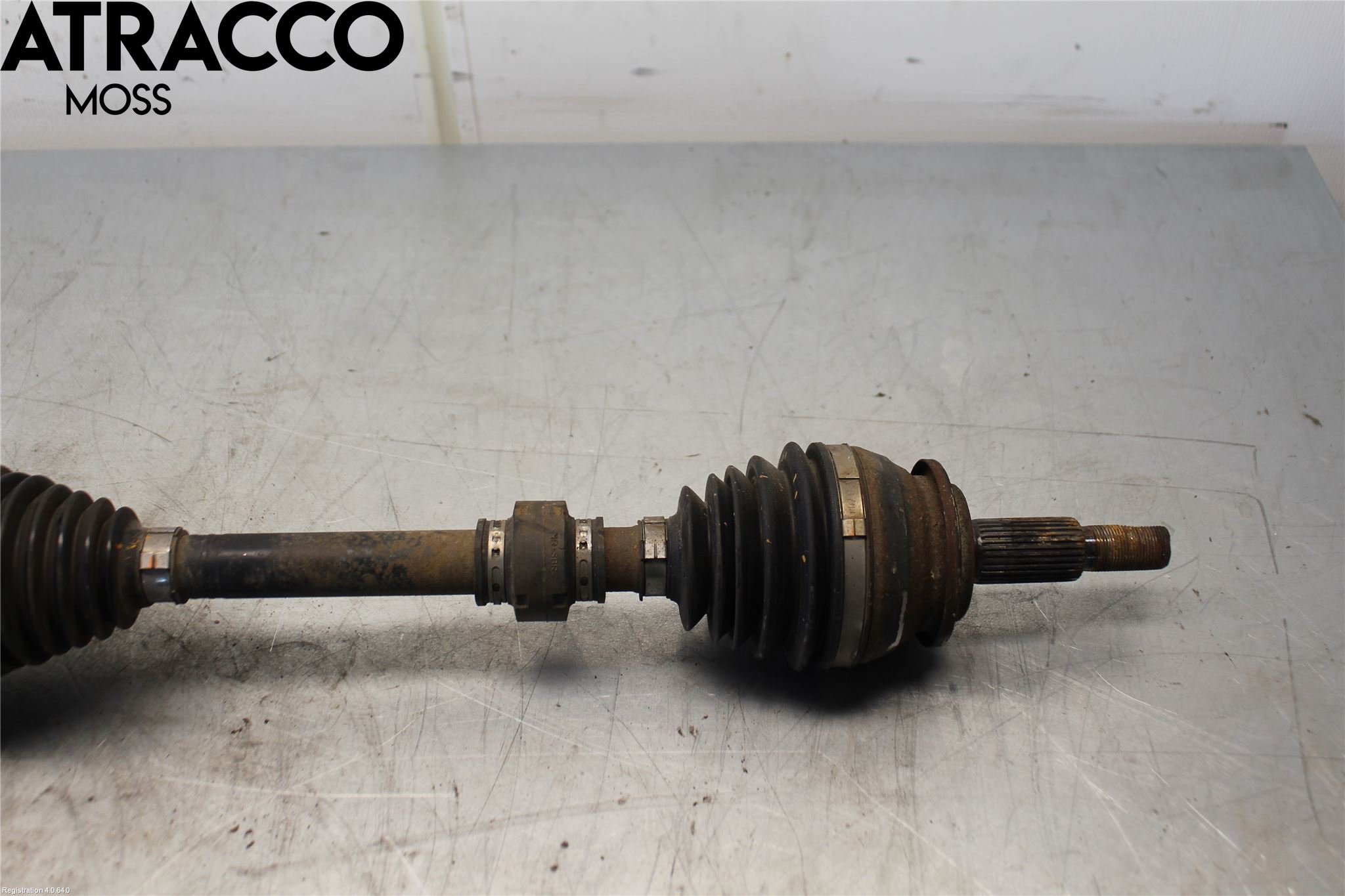 Toyota RAV4 13-18 Drivaksel Foran Kompl Høyre