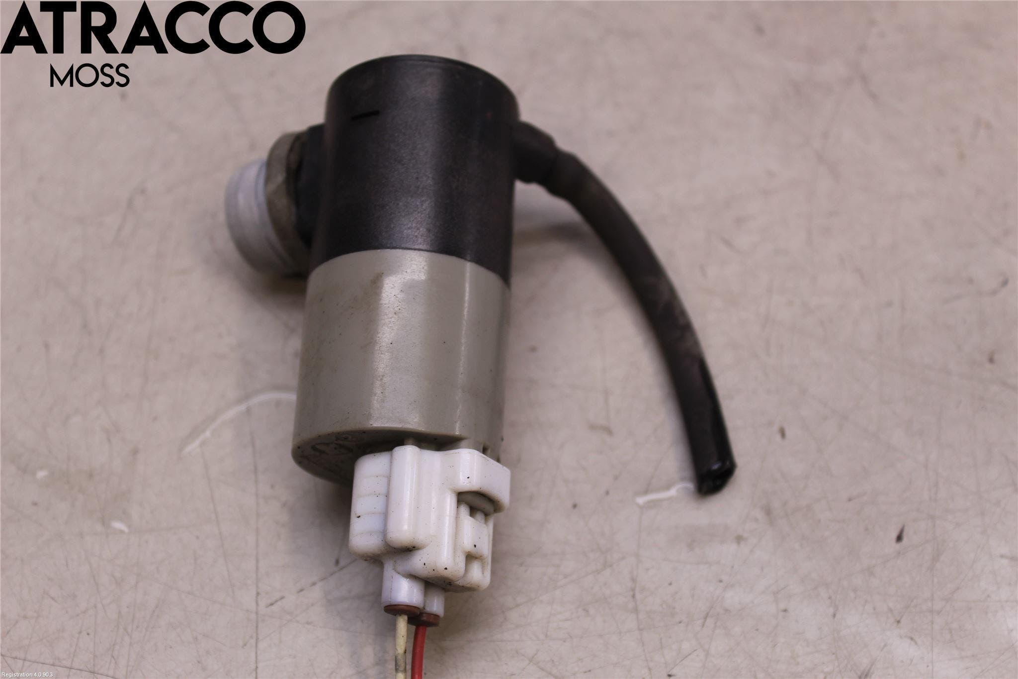 Toyota AVENSIS 09-15 Spylerpumpe Frontrute