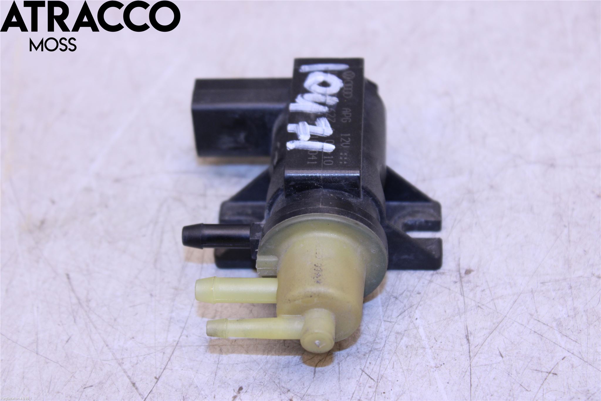 Volkswagen VW CADDY      04-10 Vacuumventil