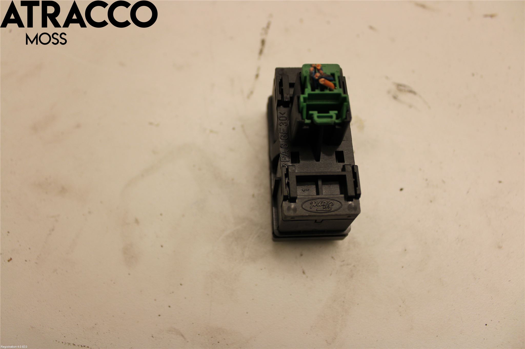 Ford KUGA 08-12 Bryter Varsel (Nødblink)