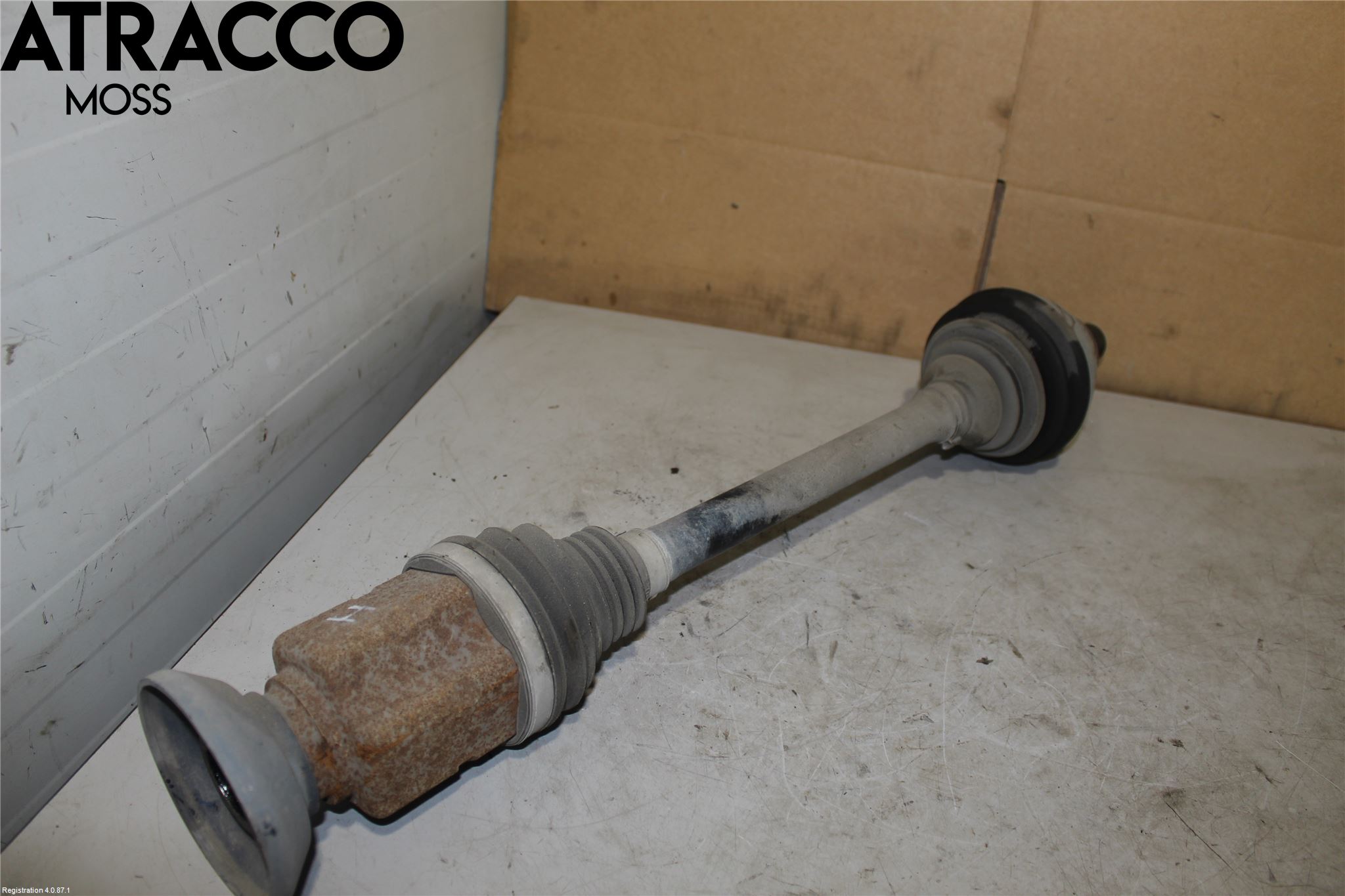 Volkswagen VW TIGUAN 07-16 Drivaksel Foran Kompl Høyre