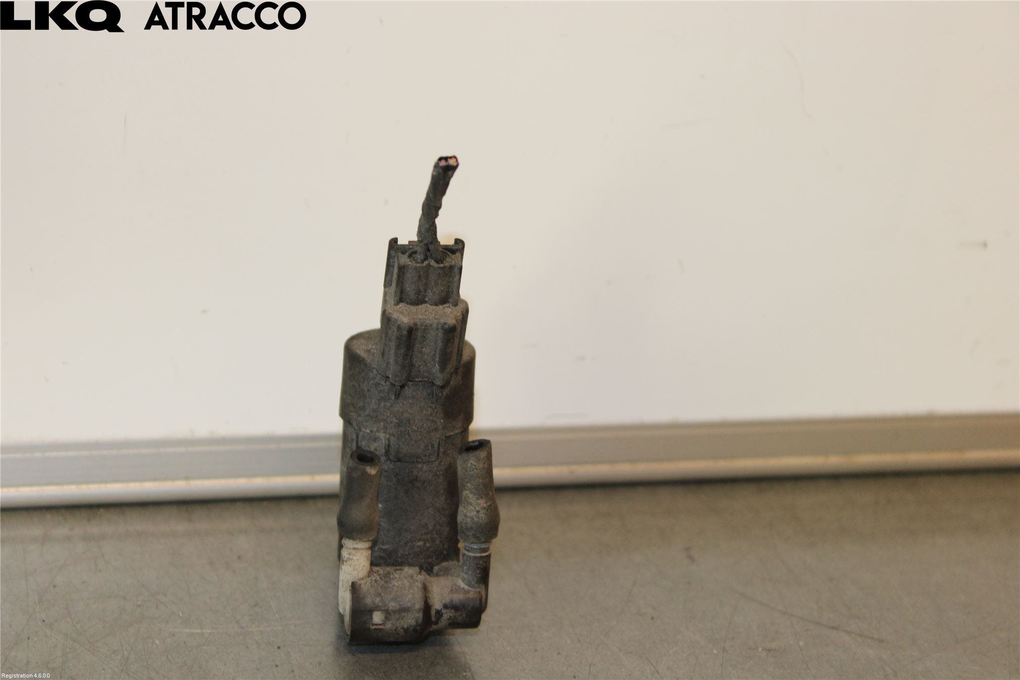 Volvo V70 08-13 Spylerpumpe Frontrute