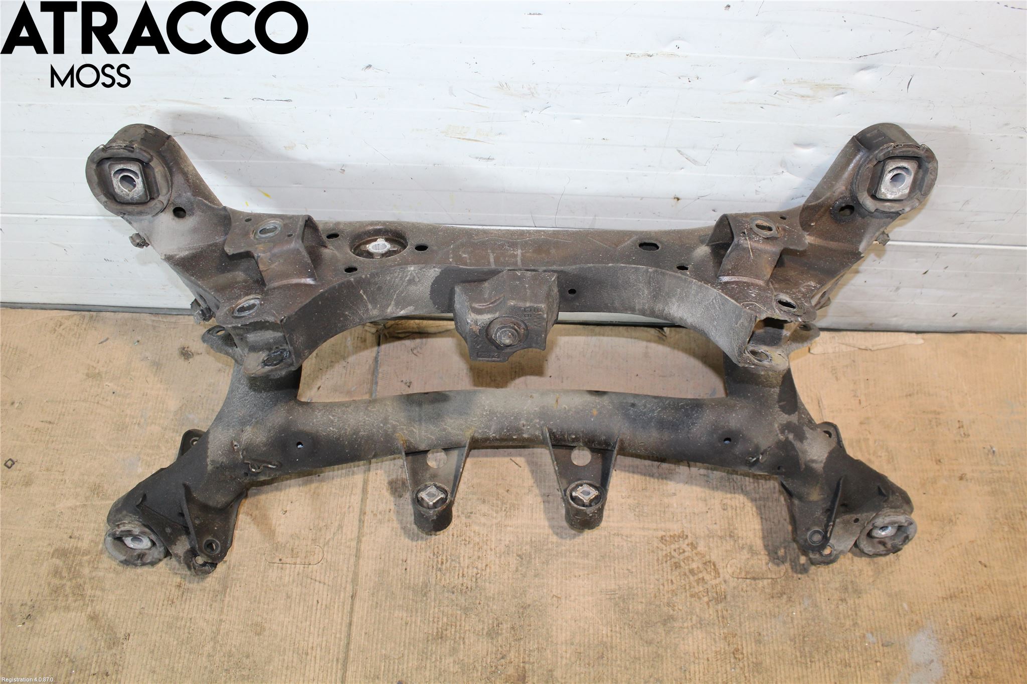 BMW 1 F20/F21 11-19 Bakaksel Feste Travers-Ramme