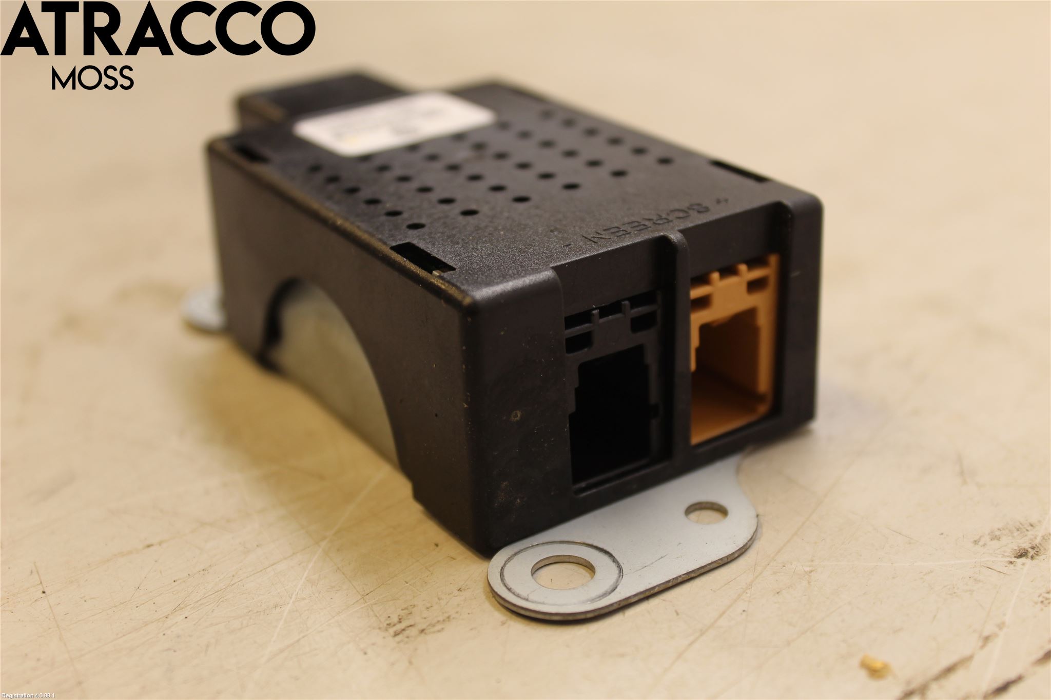 Volkswagen VW GOLF PLUS/CROSS GOLF 04-14 Stereo Antenneforsterker