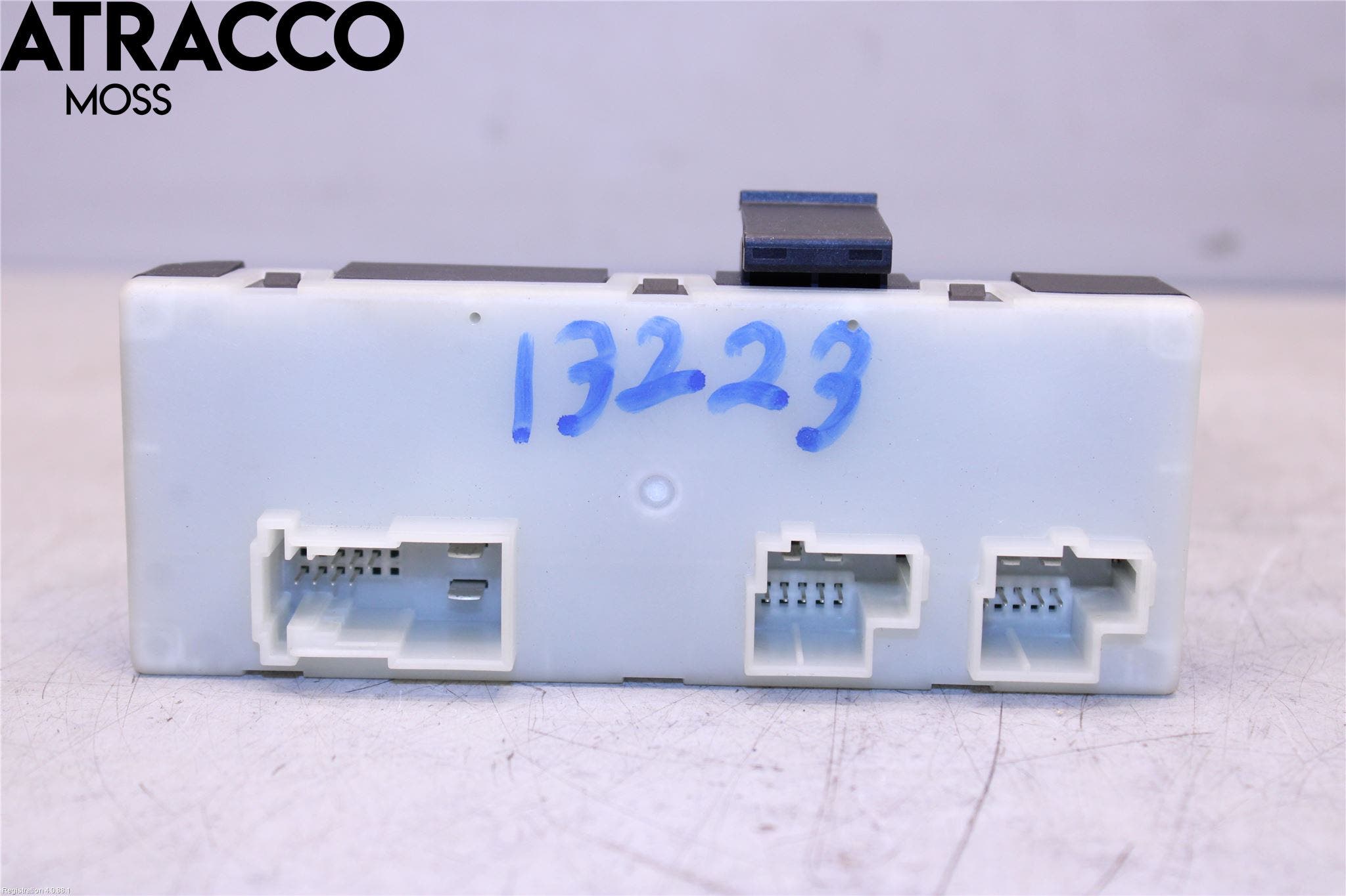 BMW X1 F48 15-22 Styreenhet Bakluke