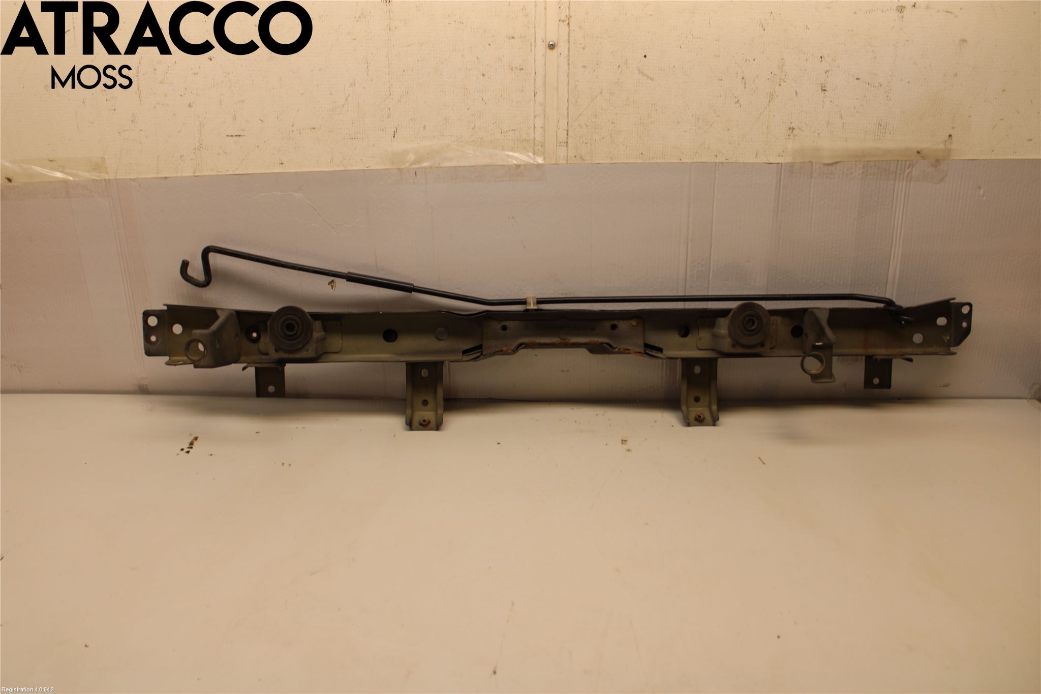 Nissan JUKE 10-14 Panserlåsplate-Bjelke