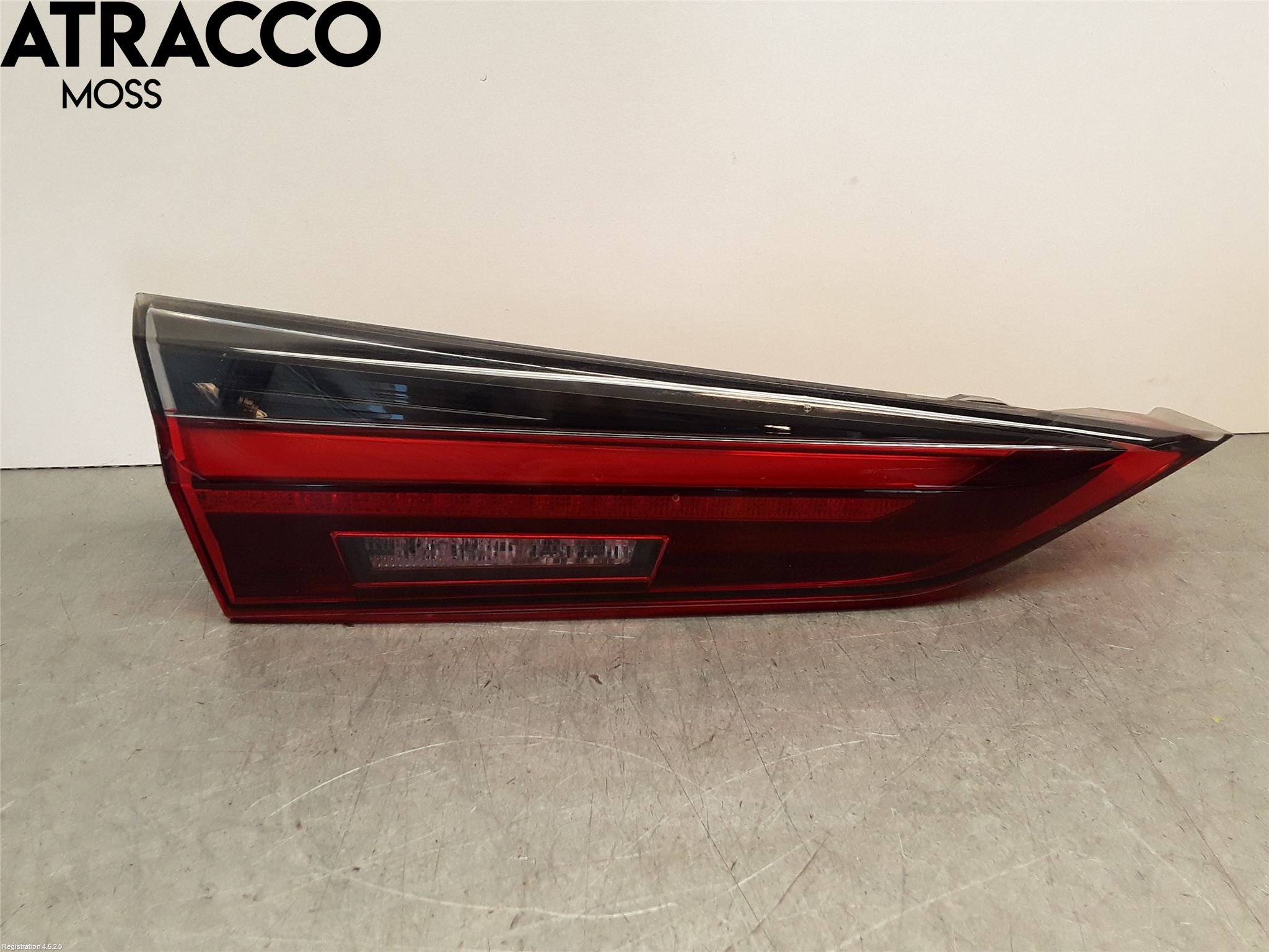 BMW 3 F30/F31/F80 12-19 Baklykt Venstre  På Luke(Indre