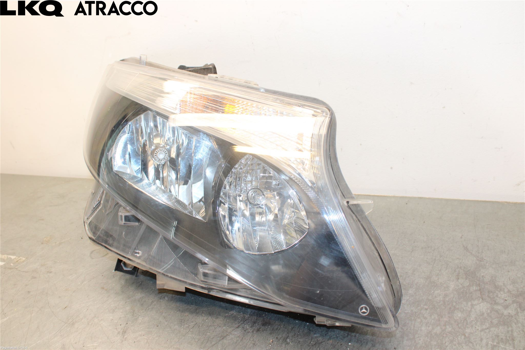Mercedes-Benz MB VITO/V-KLASS (W640,W447,W448) 14- Frontlykt Høyre