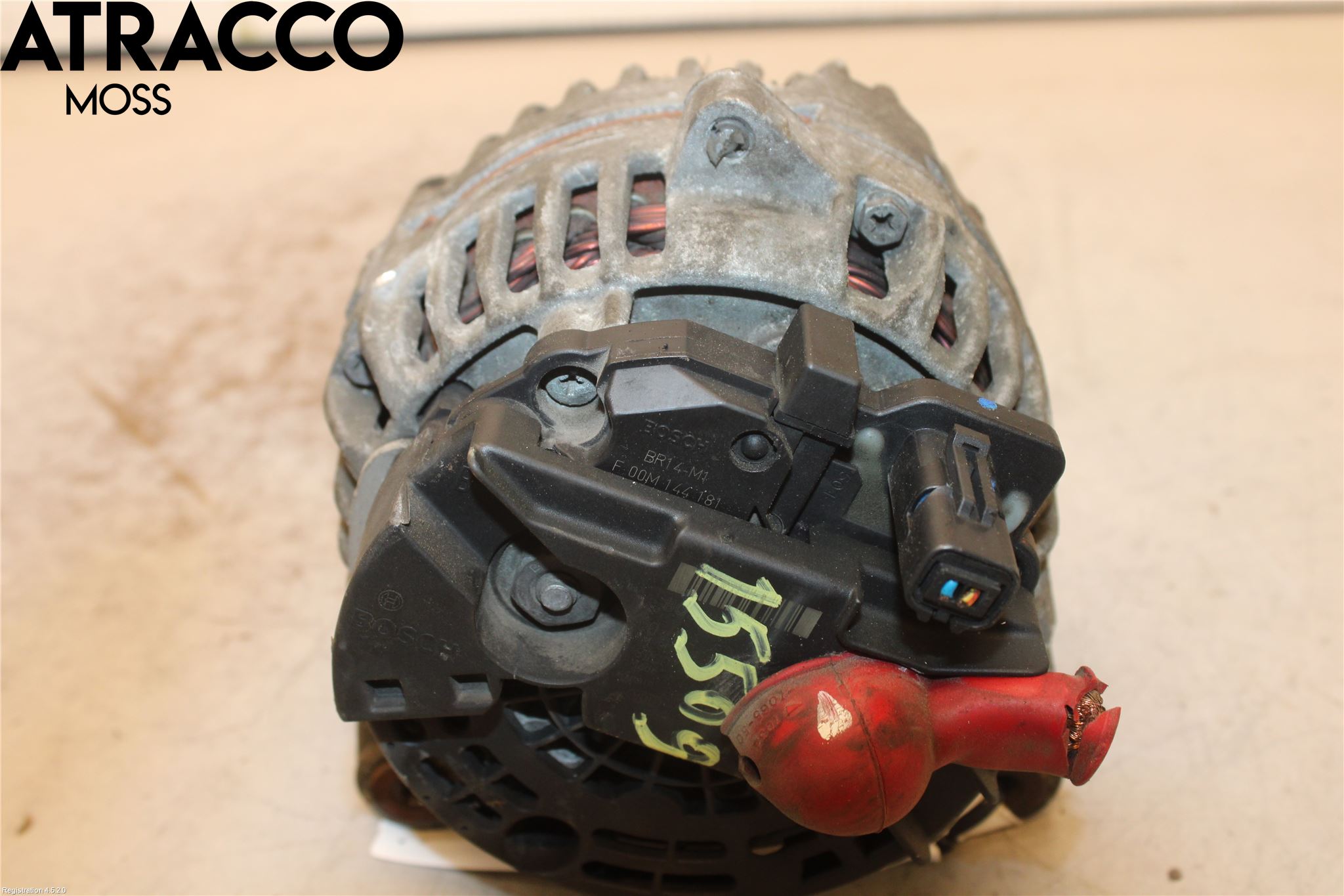 Nissan QASHQAI+2  10-14 Dynamo