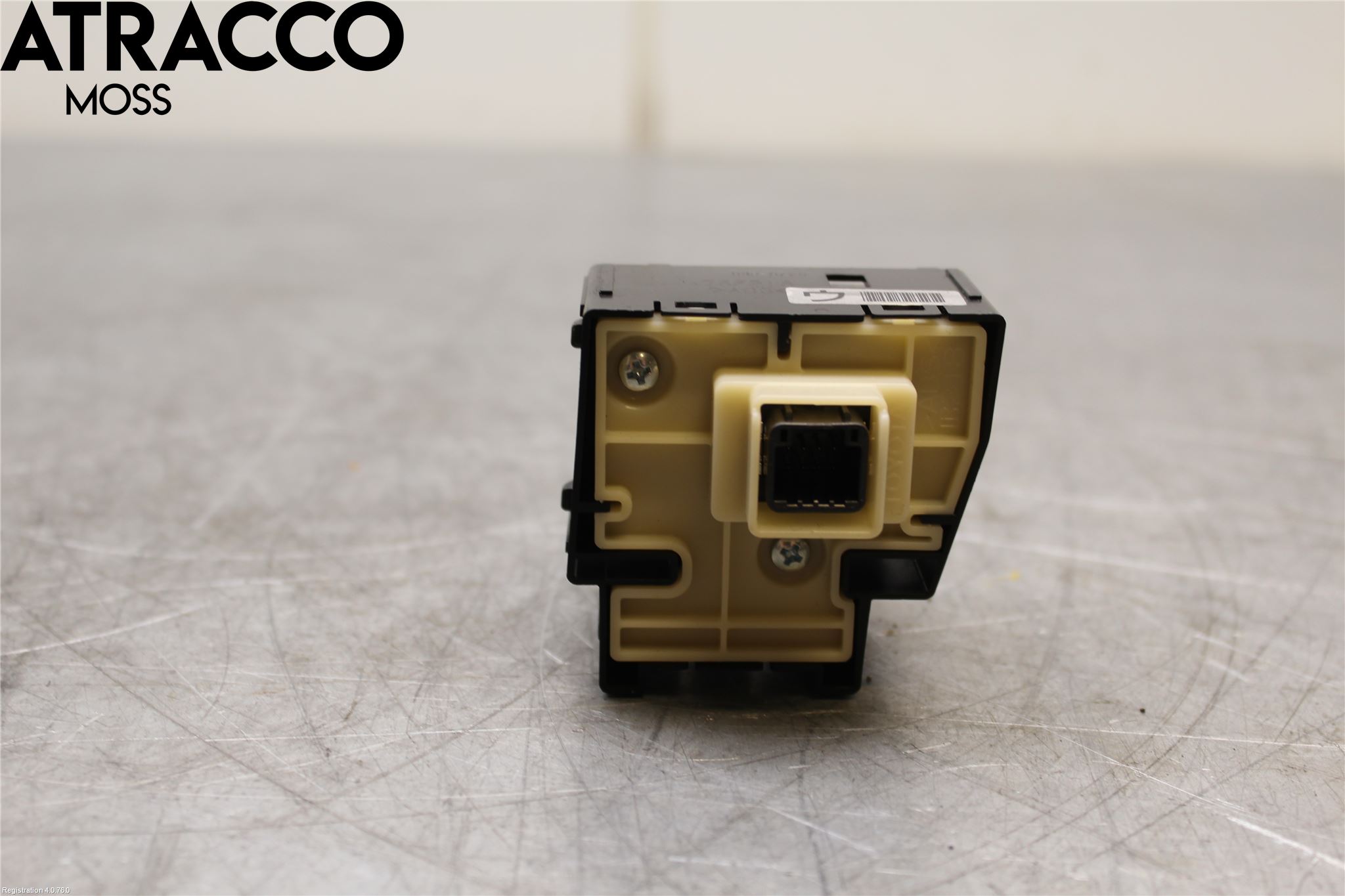 Toyota PRIUS+ ZVW40 12-20 Bryter Varsel (Nødblink)